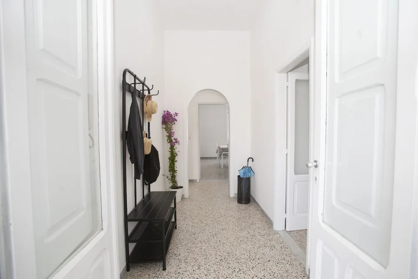 Boscoreale Vanilla Flat