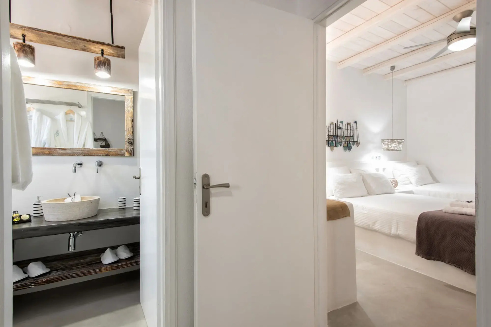 Blue Waves Suites & Apartments To Kyma