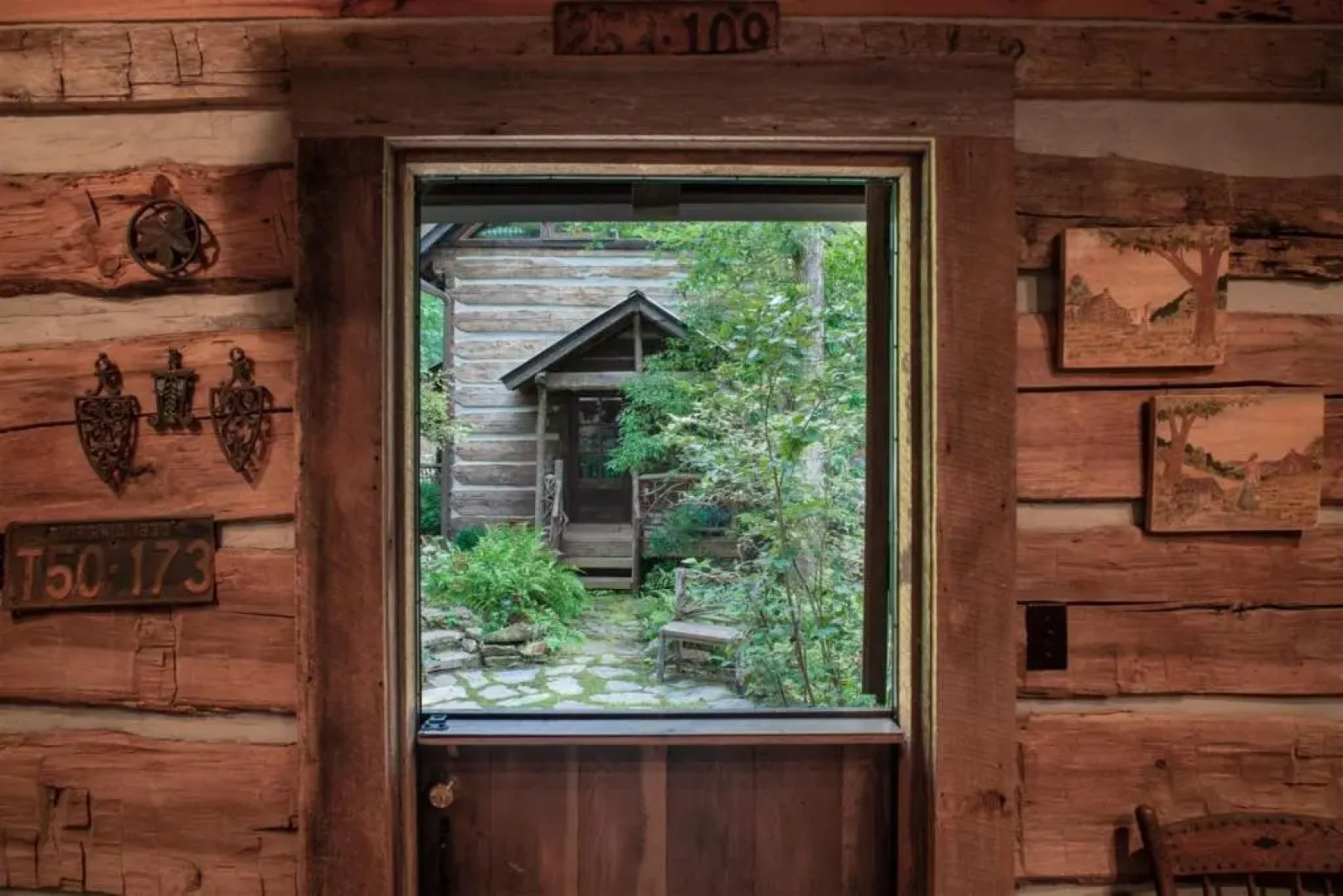 Aunt Babbie s Cabin in Pisgah Forest