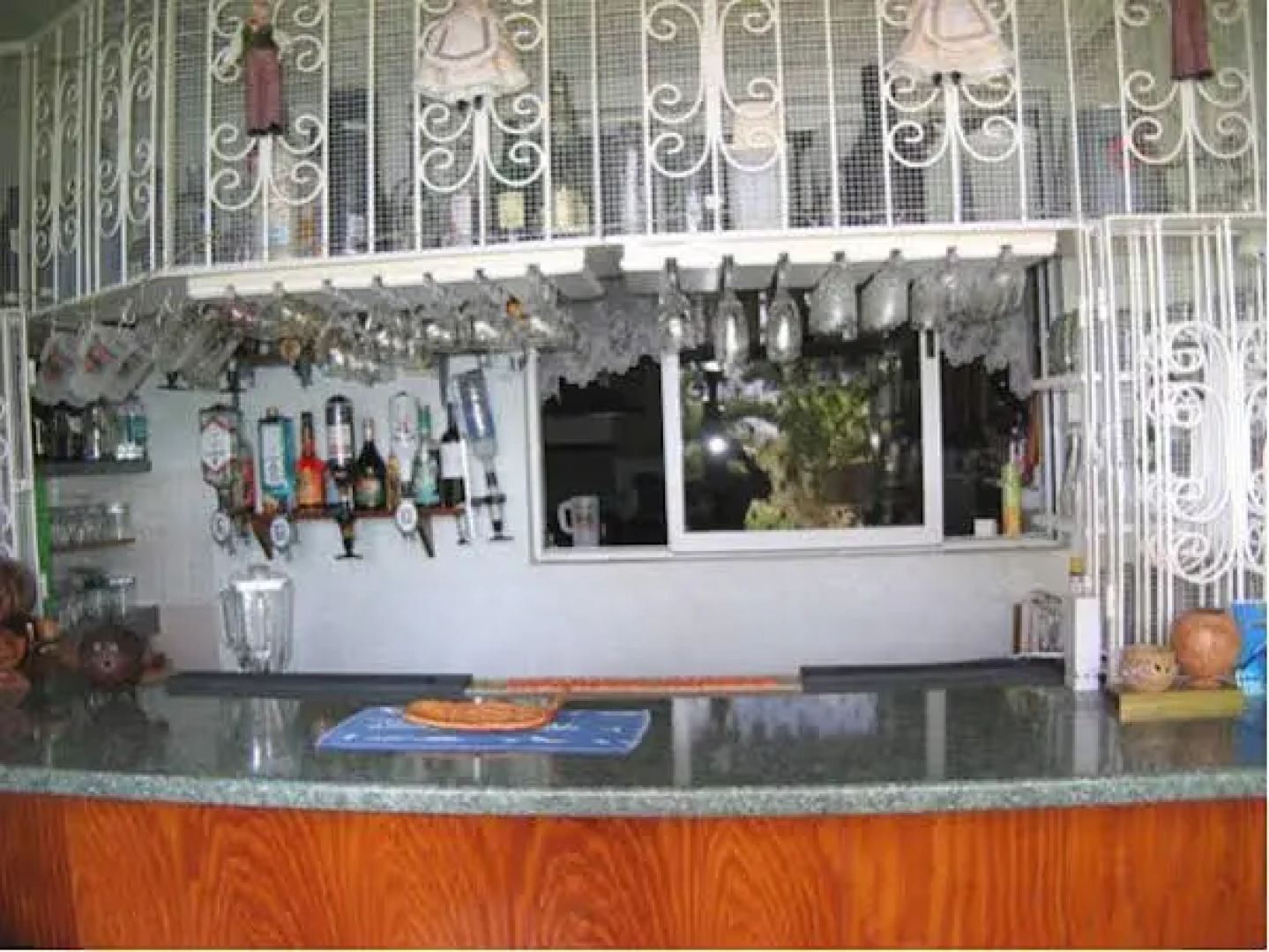 Palm Paradise Guest House and Apartments