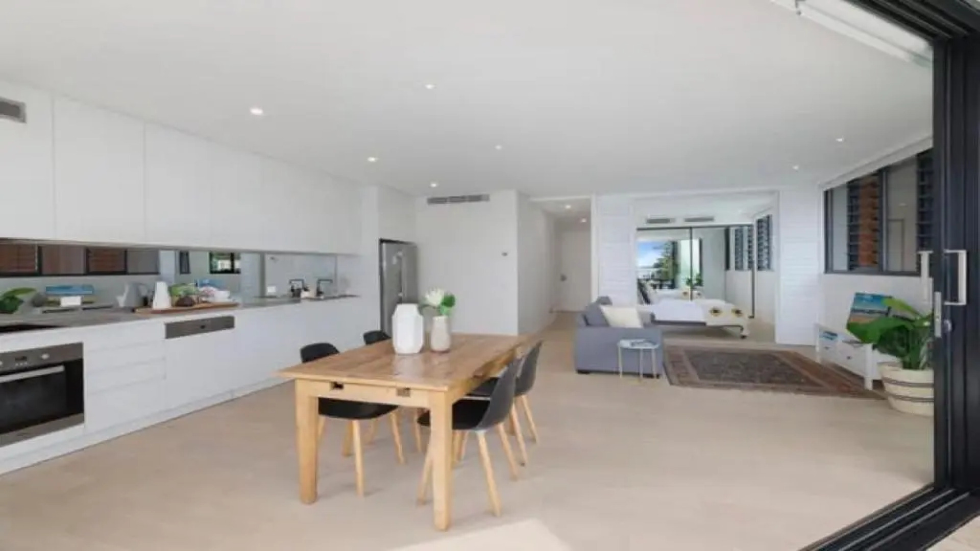 Rockpool 101 - In the heart of Terrigal