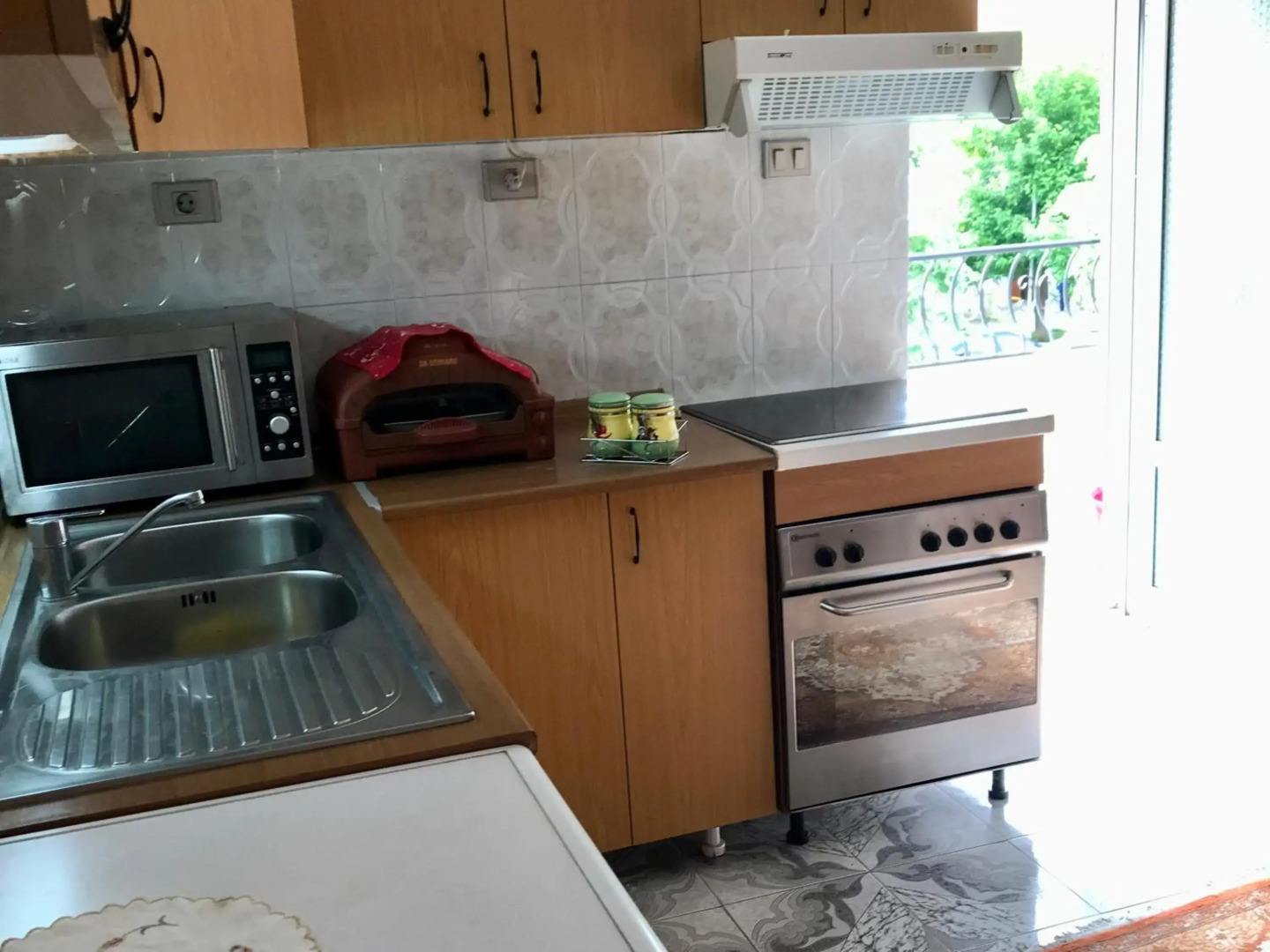 Lovely Apartment in front of the Lake