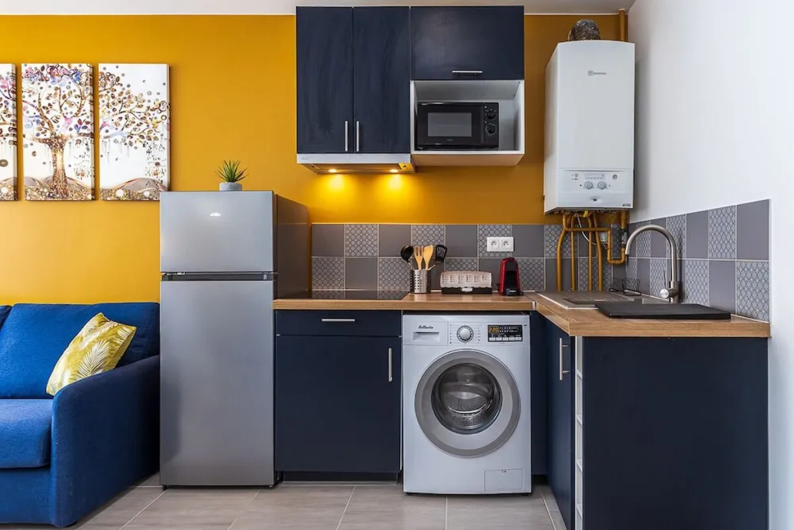 Escape time in Paris