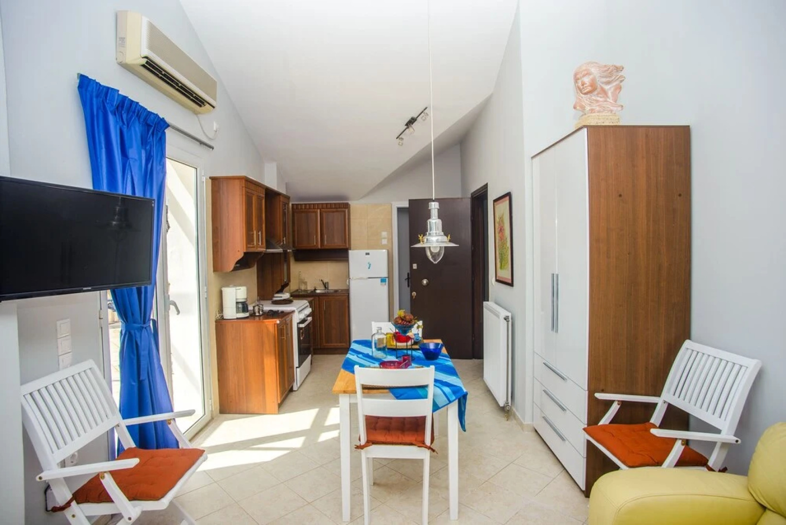 Xenia Ionis Luxury Concept Apartments