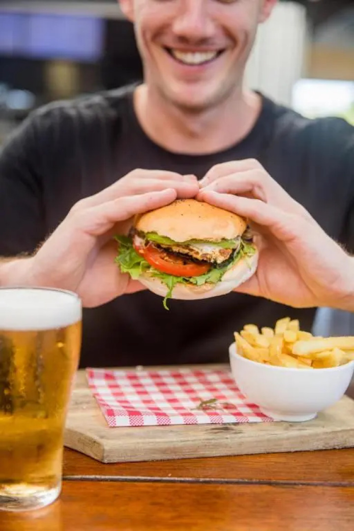 The Park Hotel Motel, Byron Bay