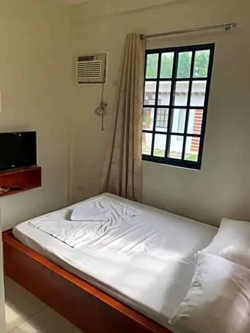 7-AR Golden Beach Resort