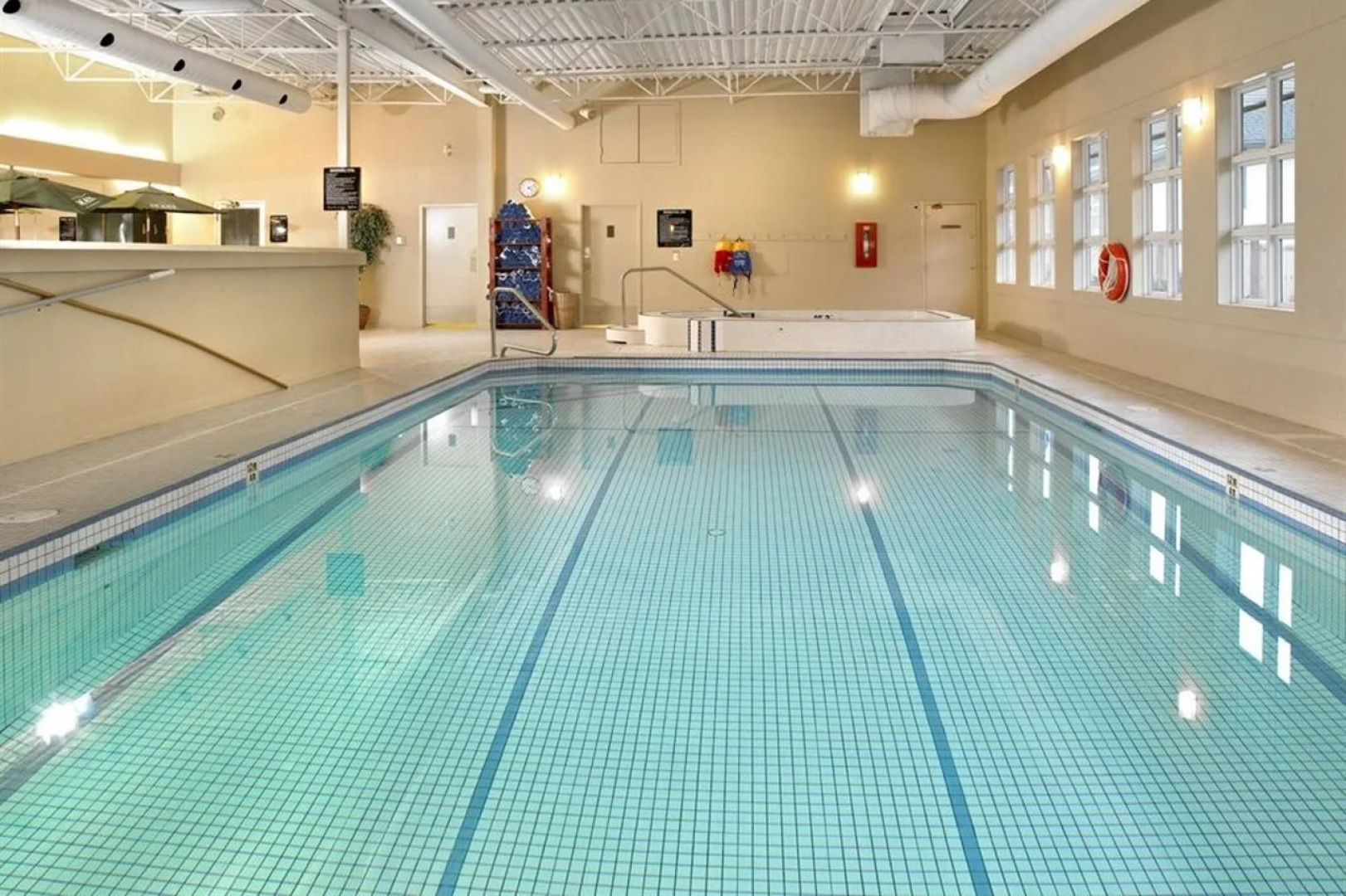 Coast Canmore Hotel & Conference Centre