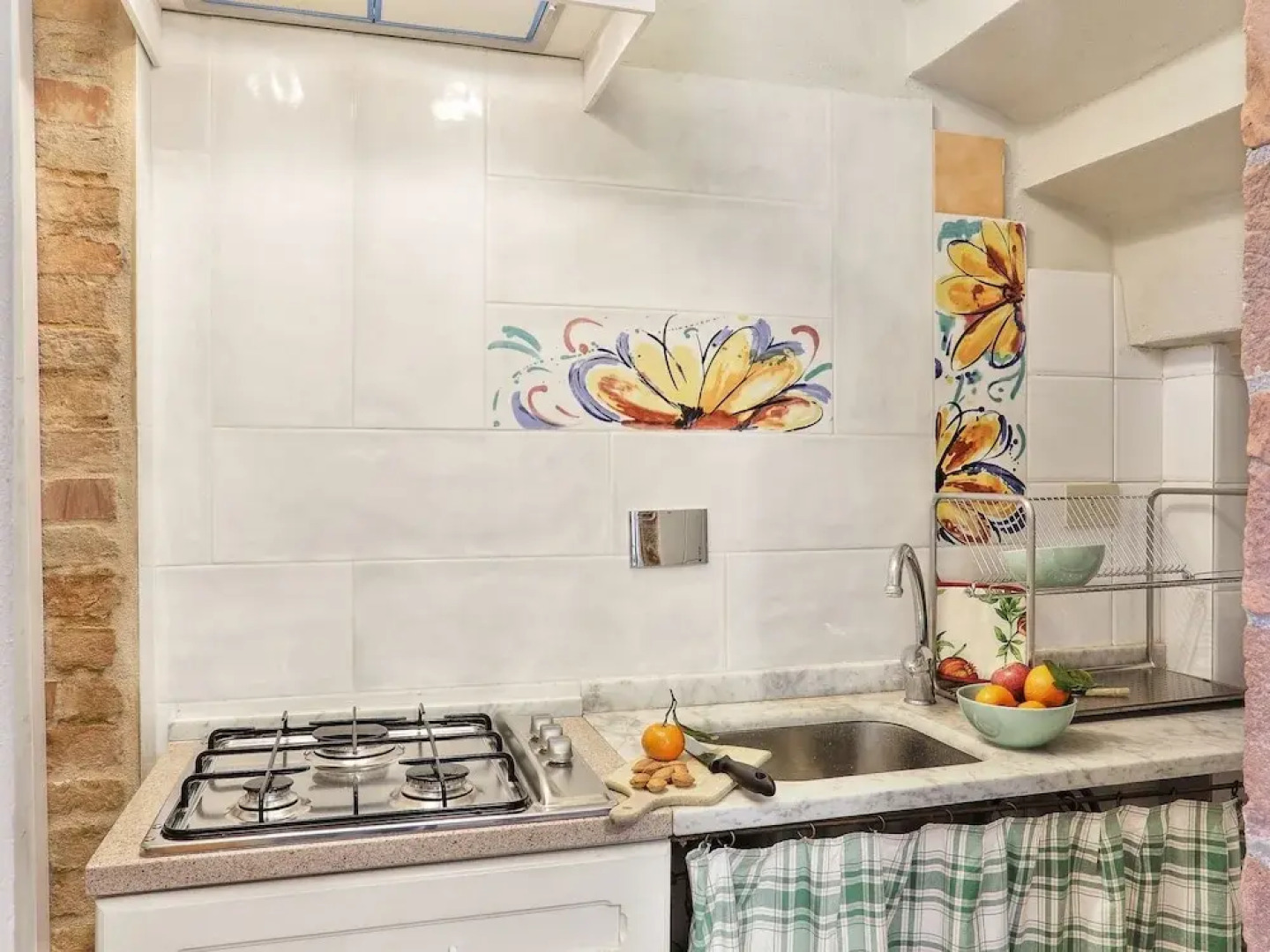 Spacious Cottage in Palaia With Private Pool