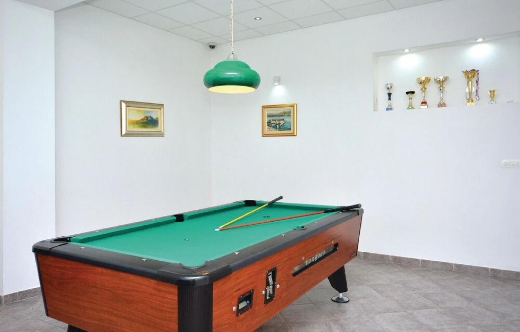 Amazing Home in Split With Wifi and 5 Bedrooms