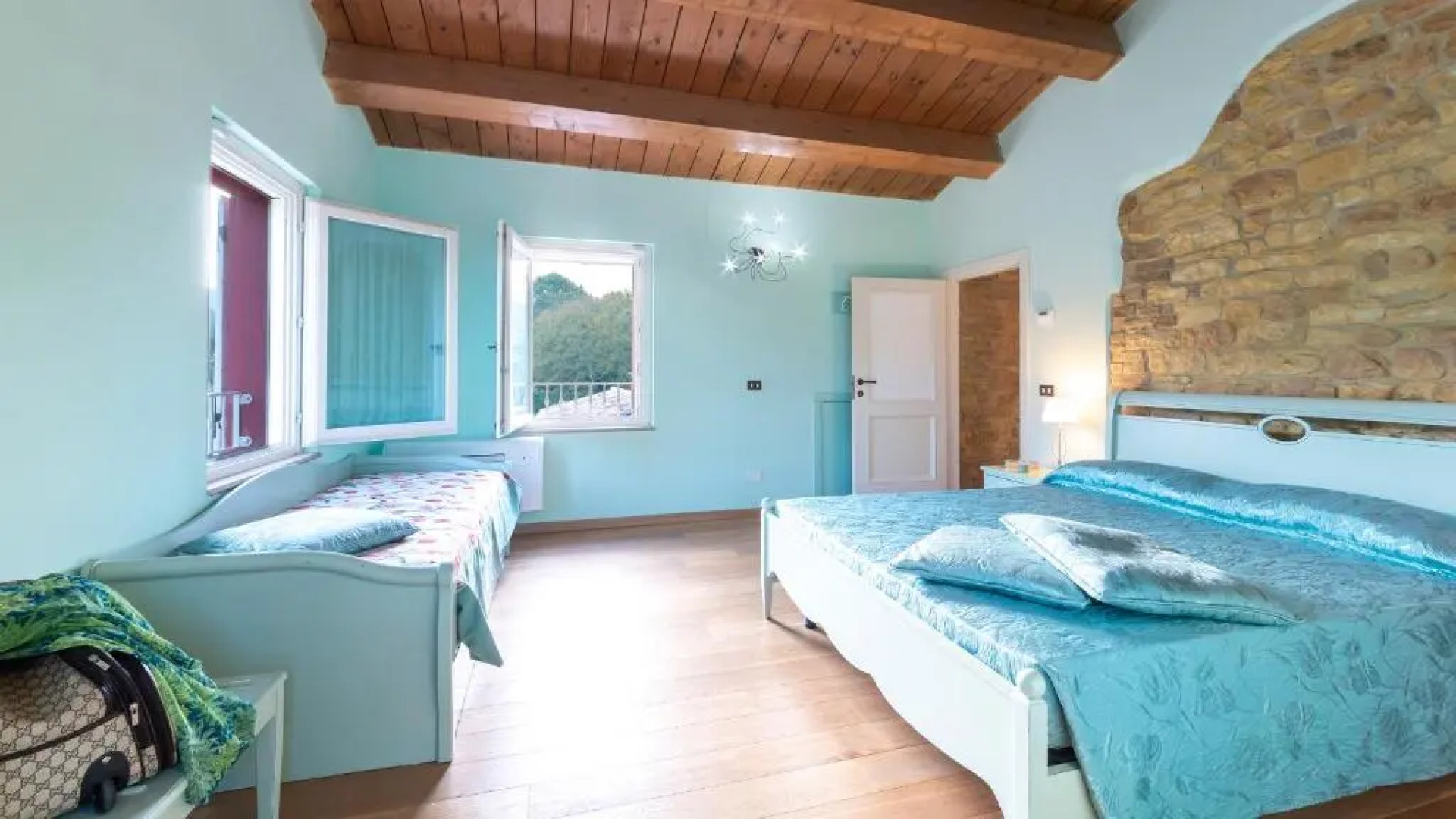 CASCINA MARIANNA 12&4, Emma Villas