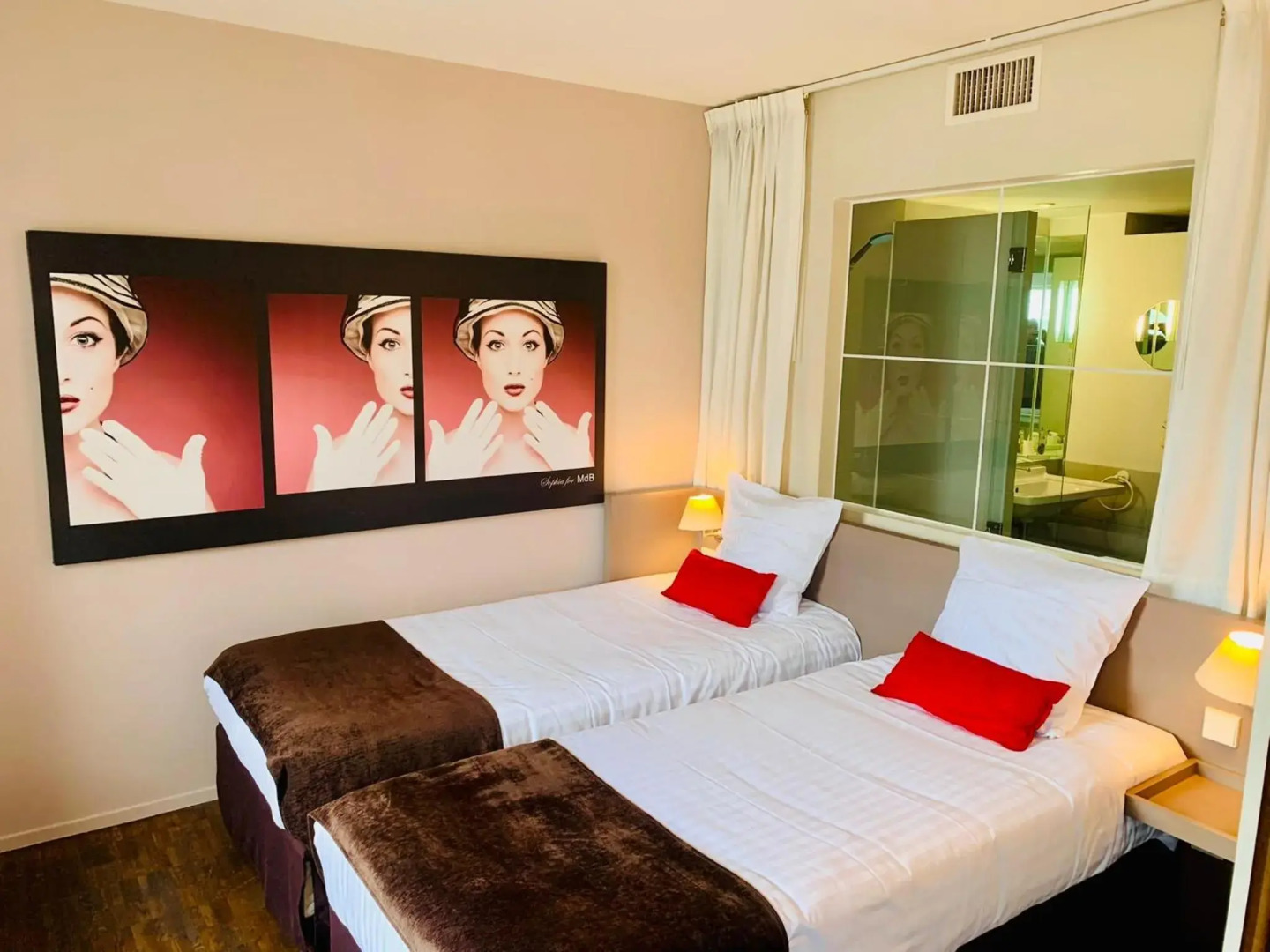 Standing Hotel Suites