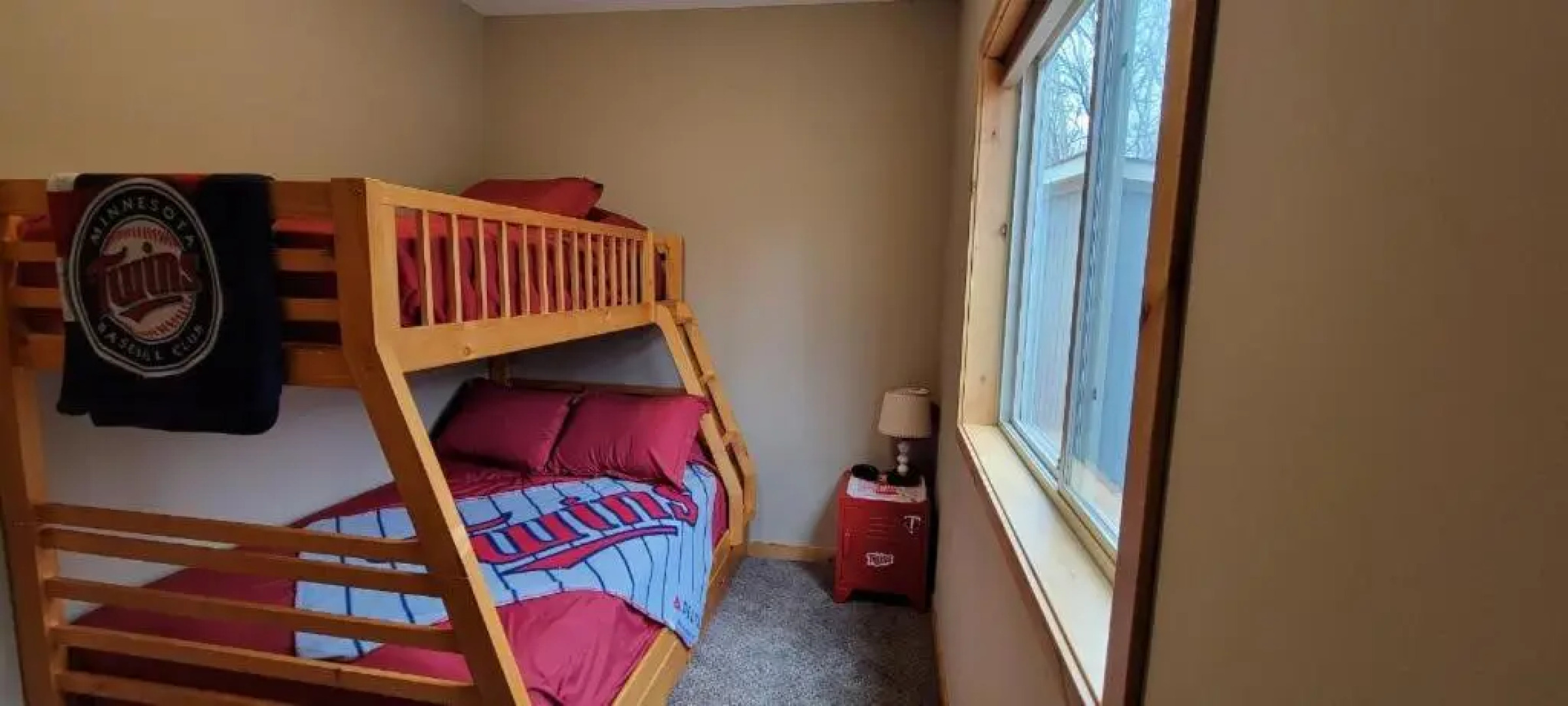 Moonlight Cove - Lakeside Lodge