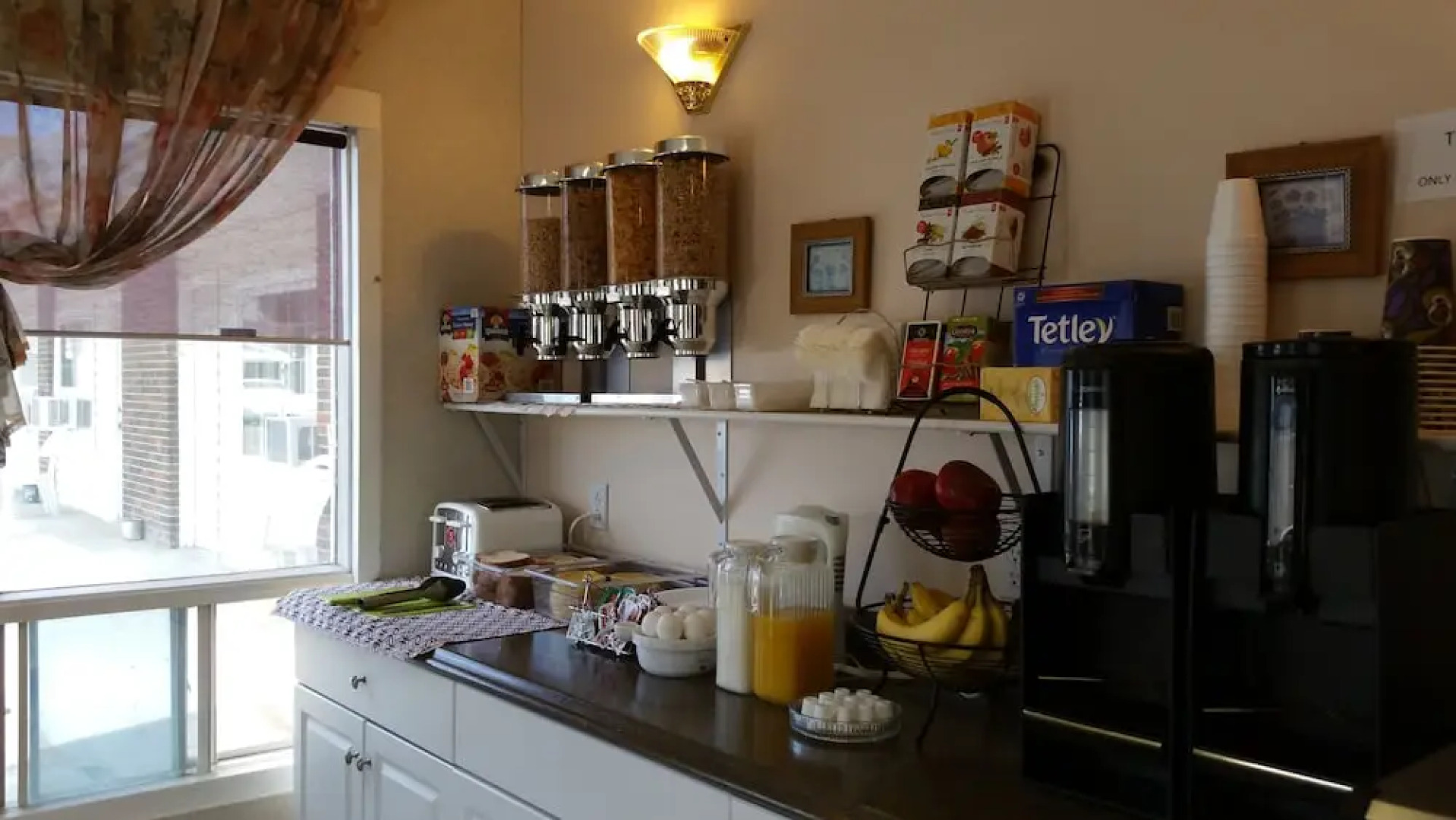 Athabasca Lodge Motel