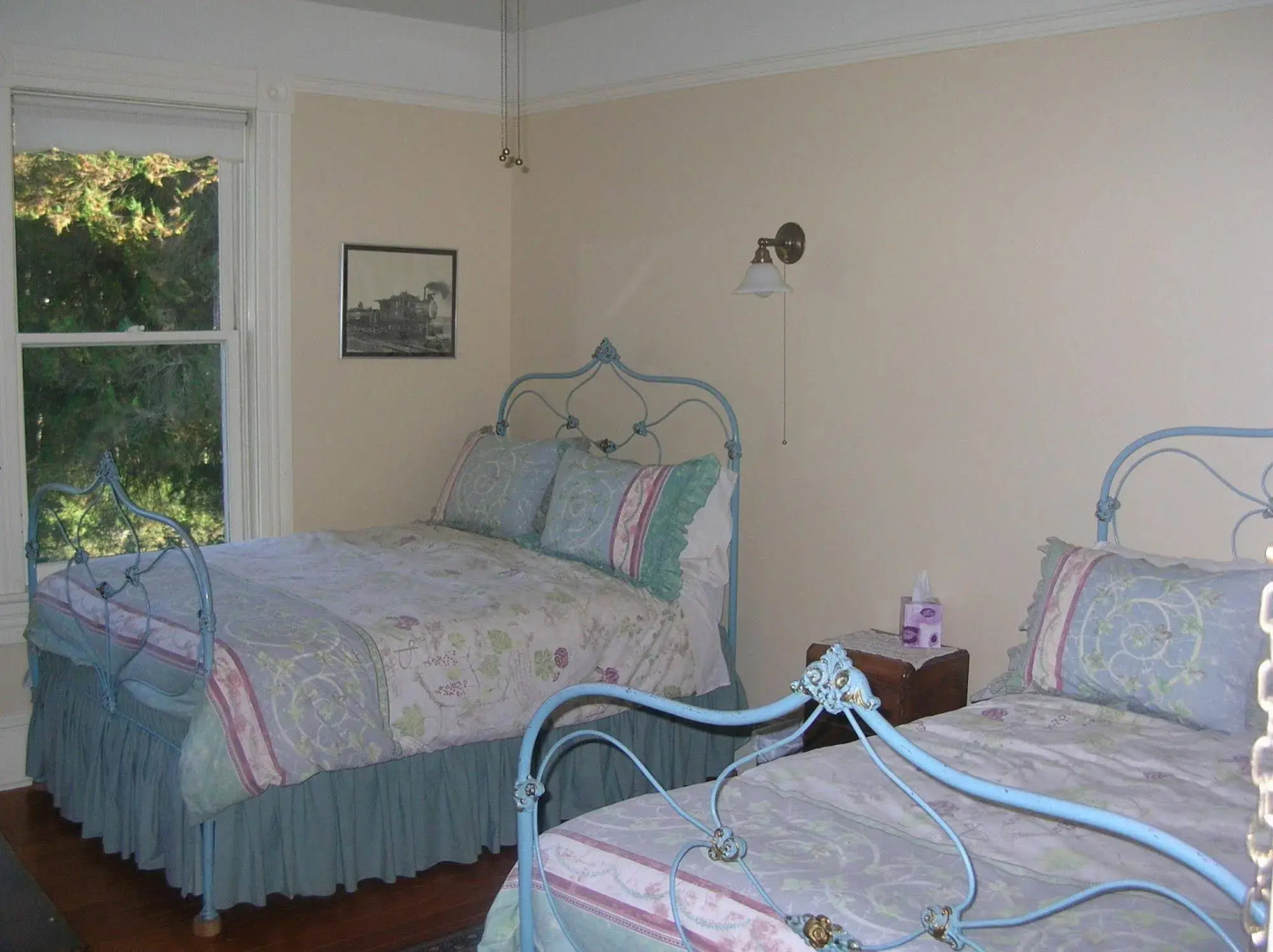 Sasquatch Crossing Eco Lodge B&B