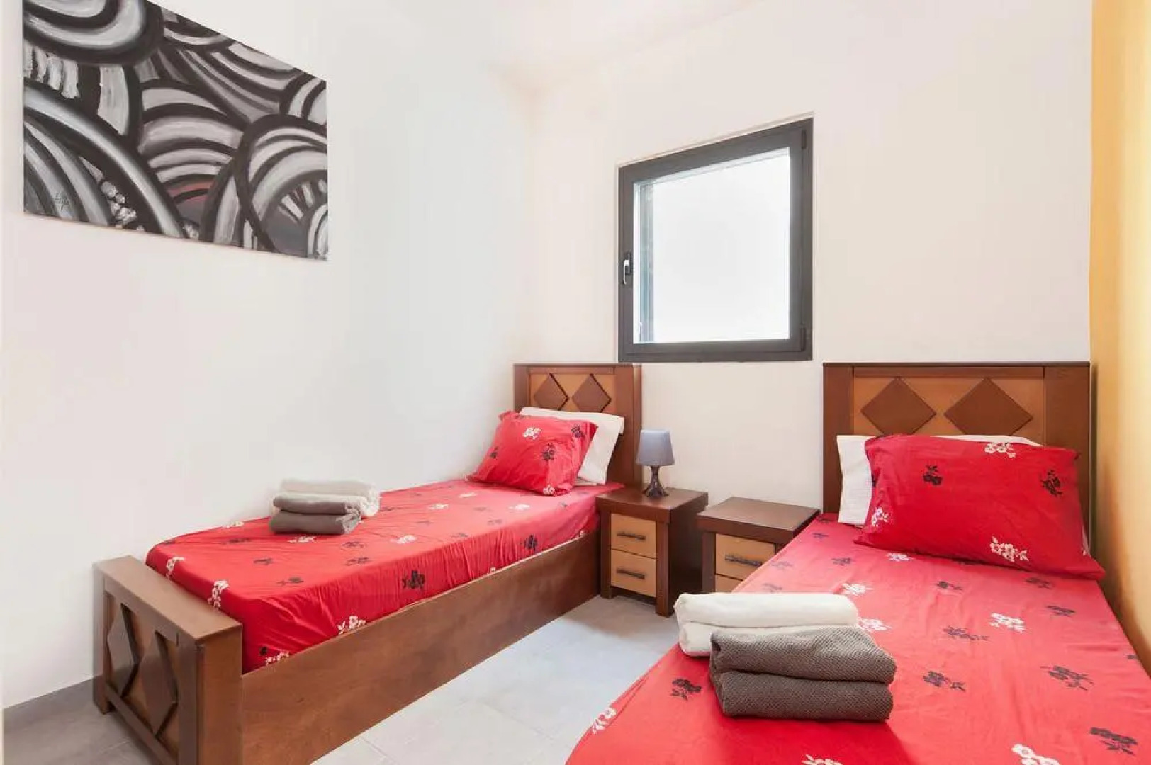 Sea N' Rent - Bar Kokchva Street