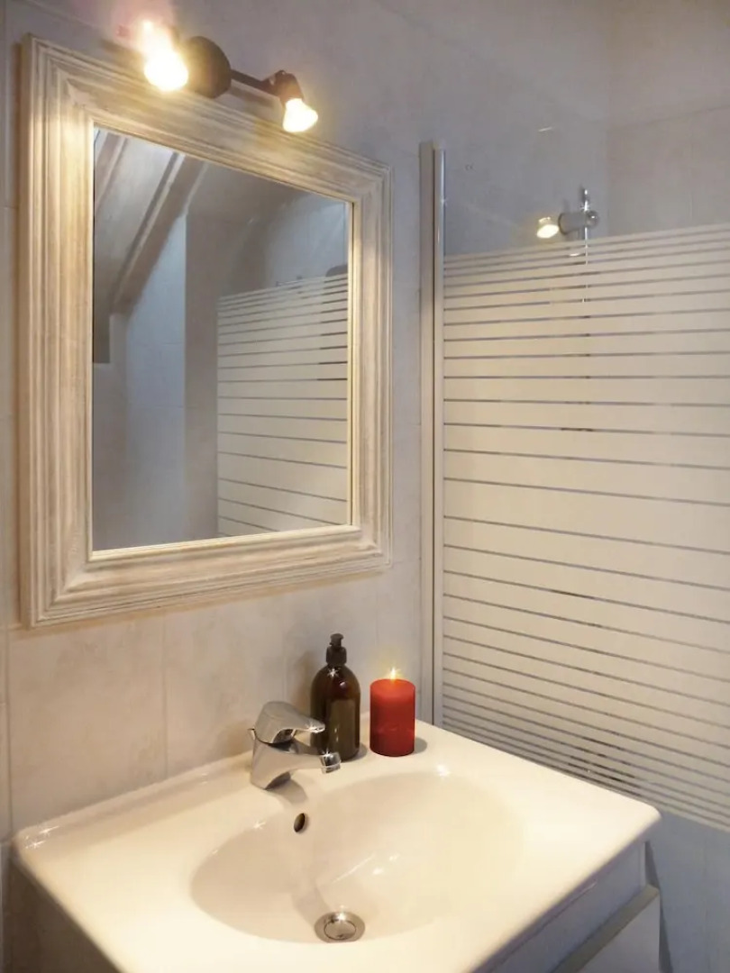 Fermes DU Planet N°4 : Chalet 12 Personnes / Chalet 12 People