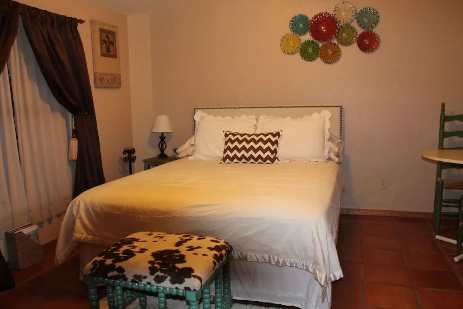 Adobe Rose Boutique Inn