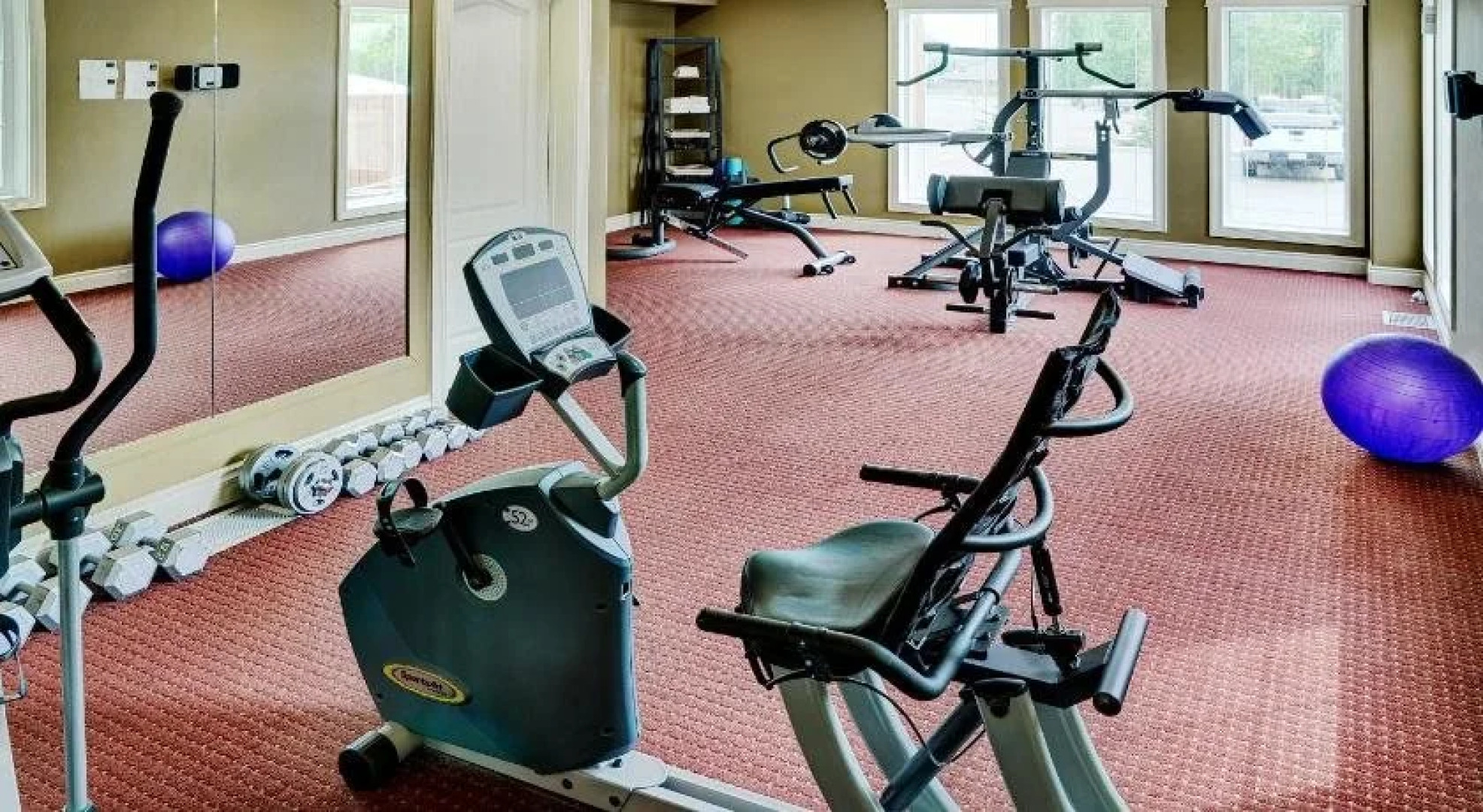 Lakeview Inns & Suites - Edson Airport