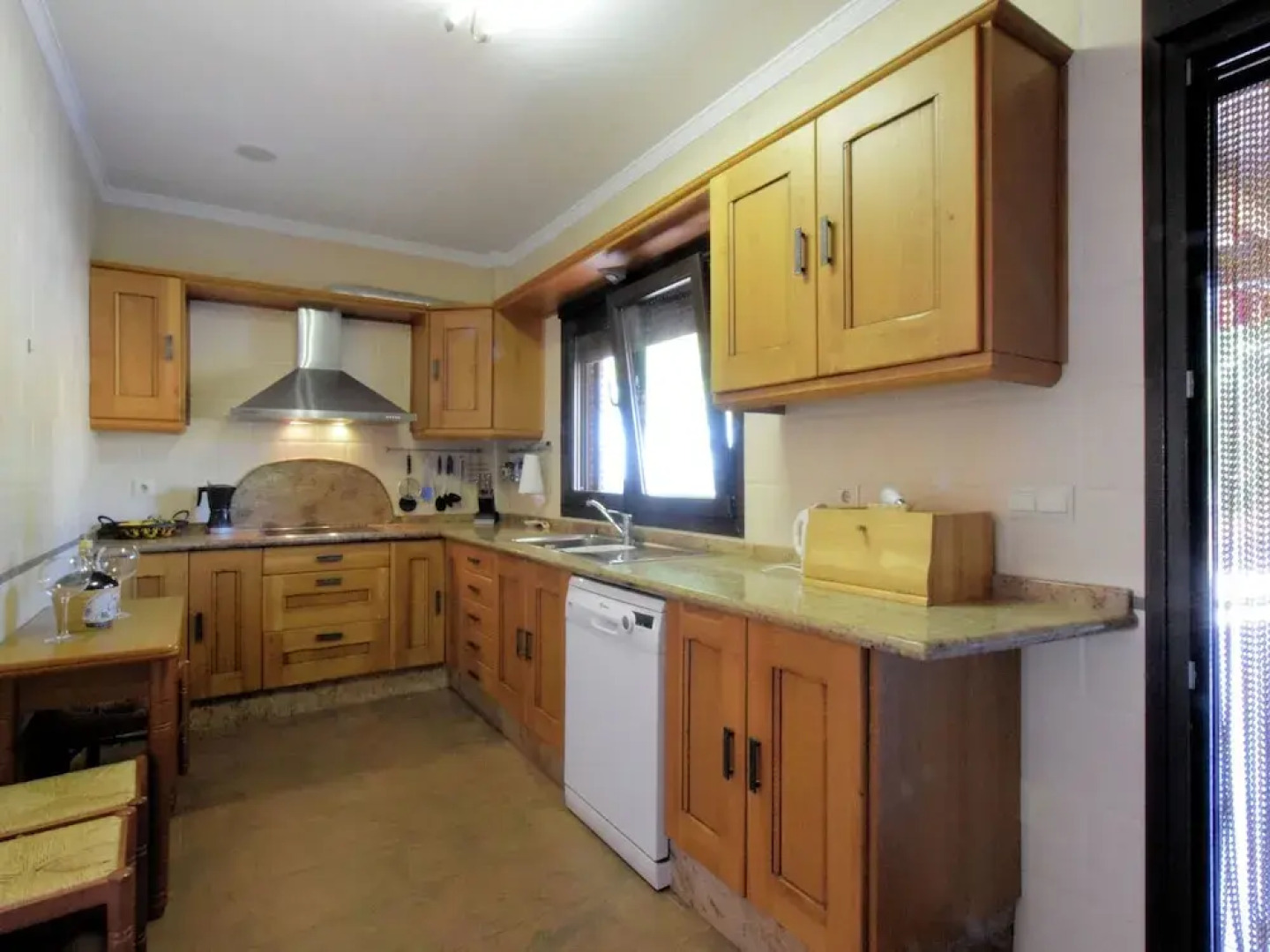 Independent Villa With Private Pool on an Estate in Sayalonga Costa del Sol