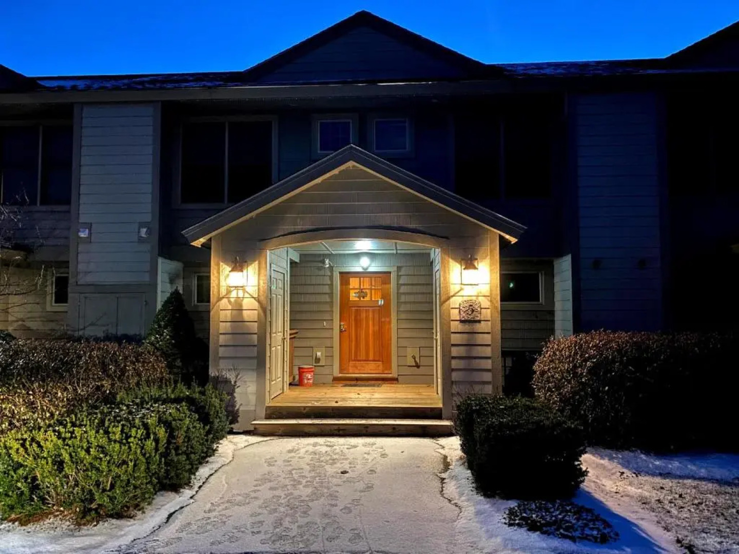 H5 Luxurious Stonehill Townhome With Magnificent ski Slopes View hot tub