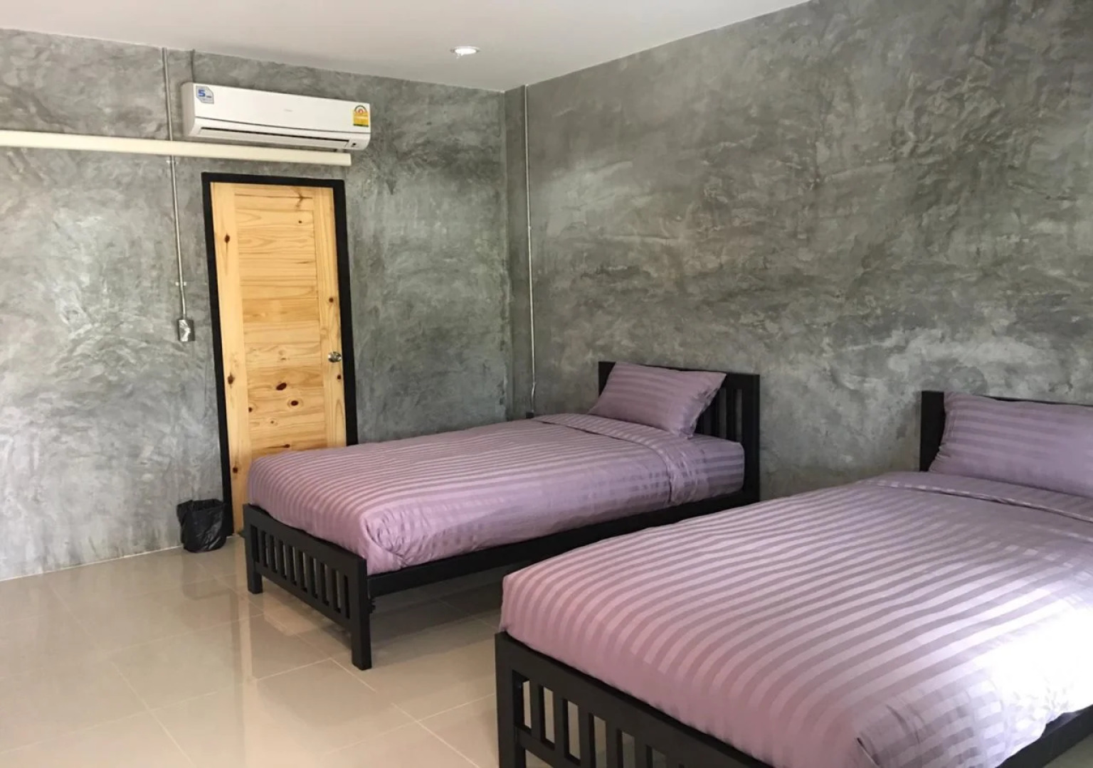 The Loft Resort Kabin Buri