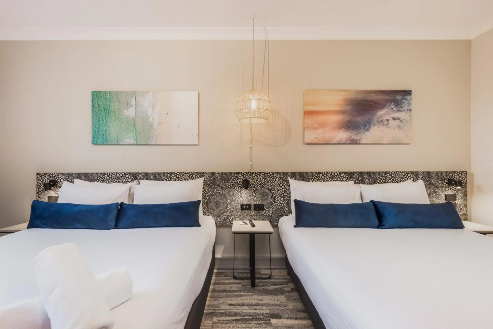 Nightelier Mermaid Waters