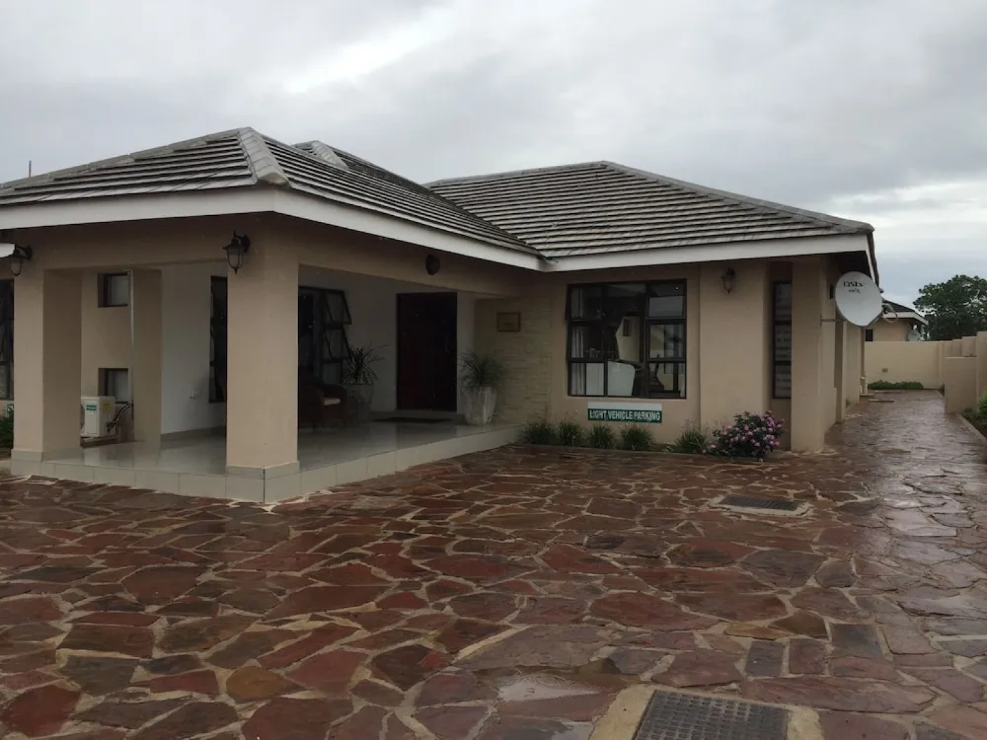 Royal Court Guest House