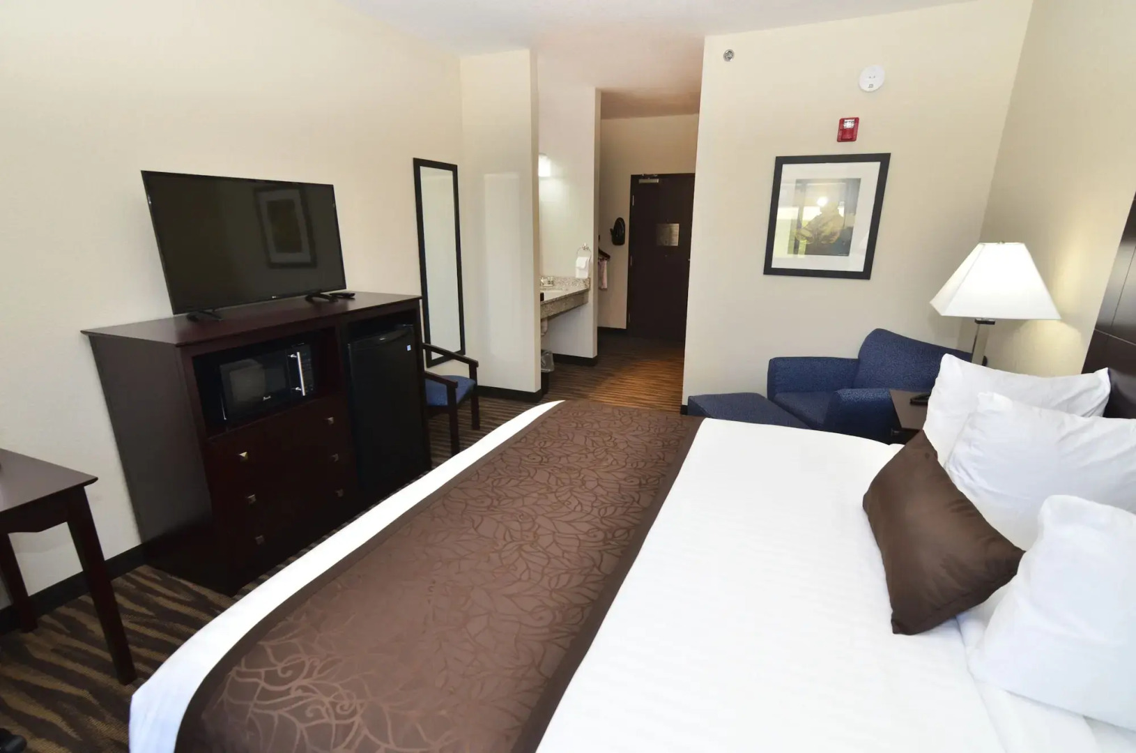 Cornerstone Inn & Suites