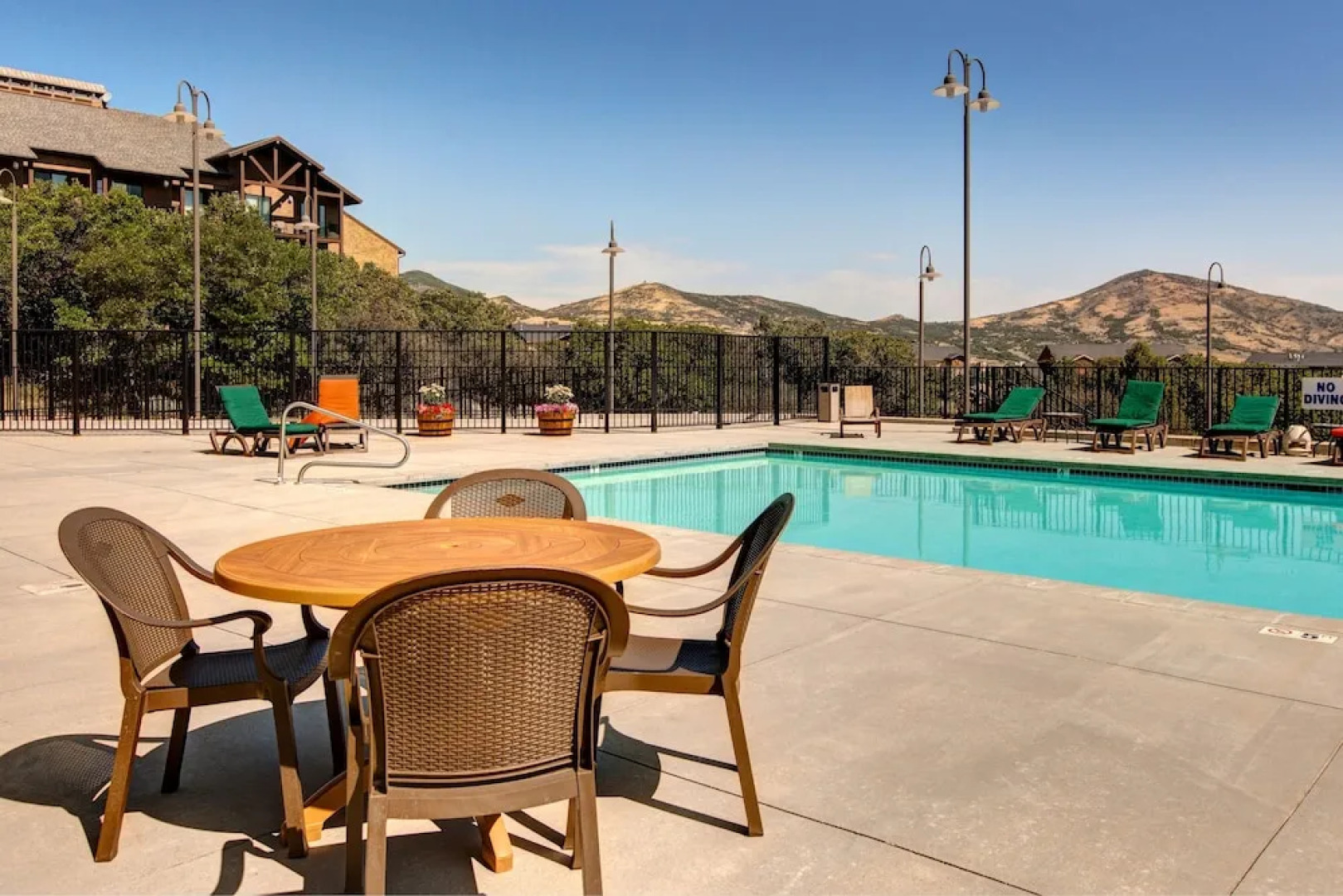 Near Gondola! Cozy Ski W/ Resort Amenities 1 Bedroom Condo