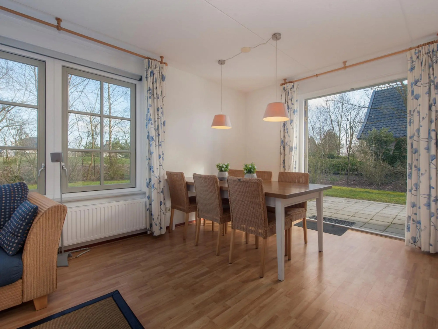 Beautiful holiday home with 2 bathrooms, 2 km from Appelscha