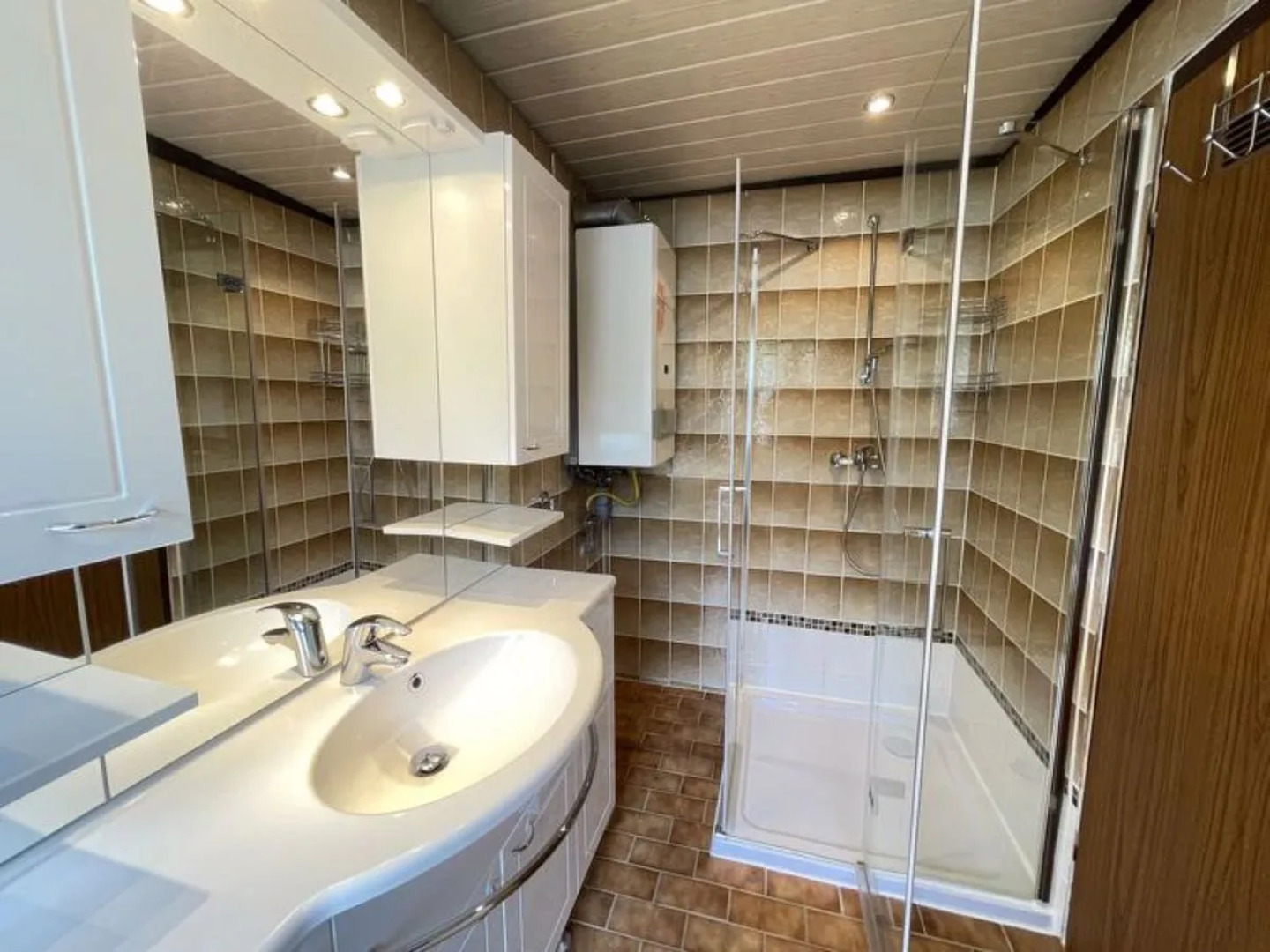 Am Hohen Bogen 12001