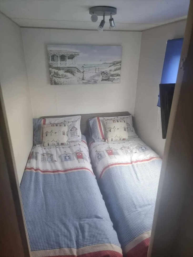 The Family Van - Withernsea Sands - Park Dean