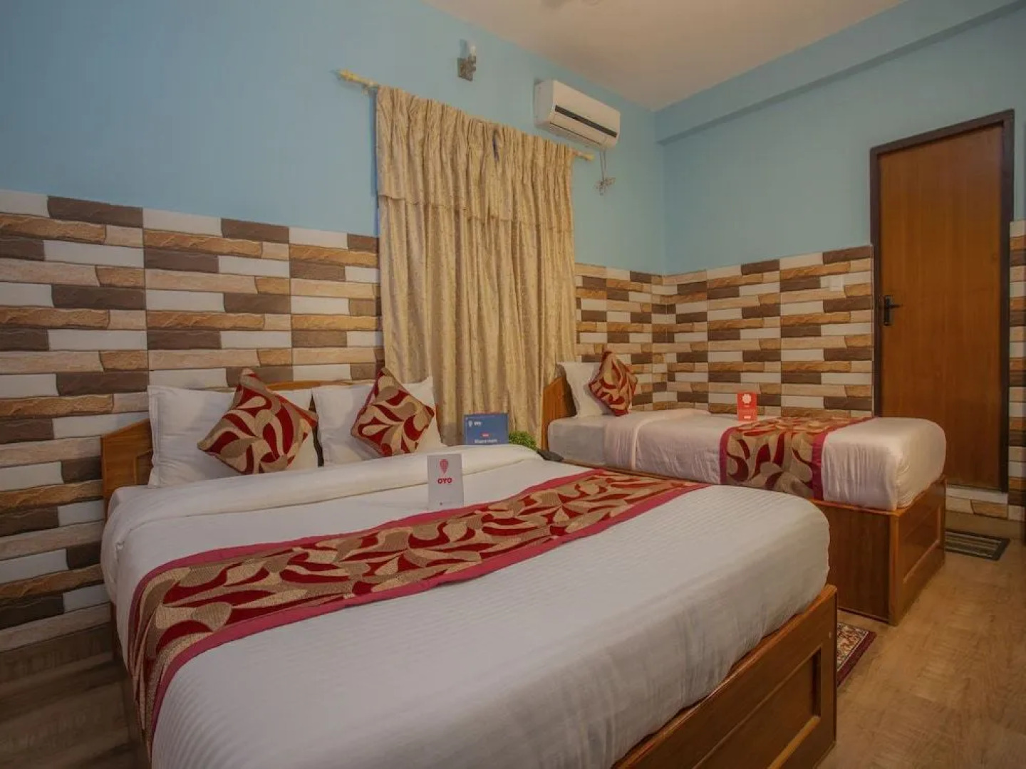 Hotel Centre Inn Lake