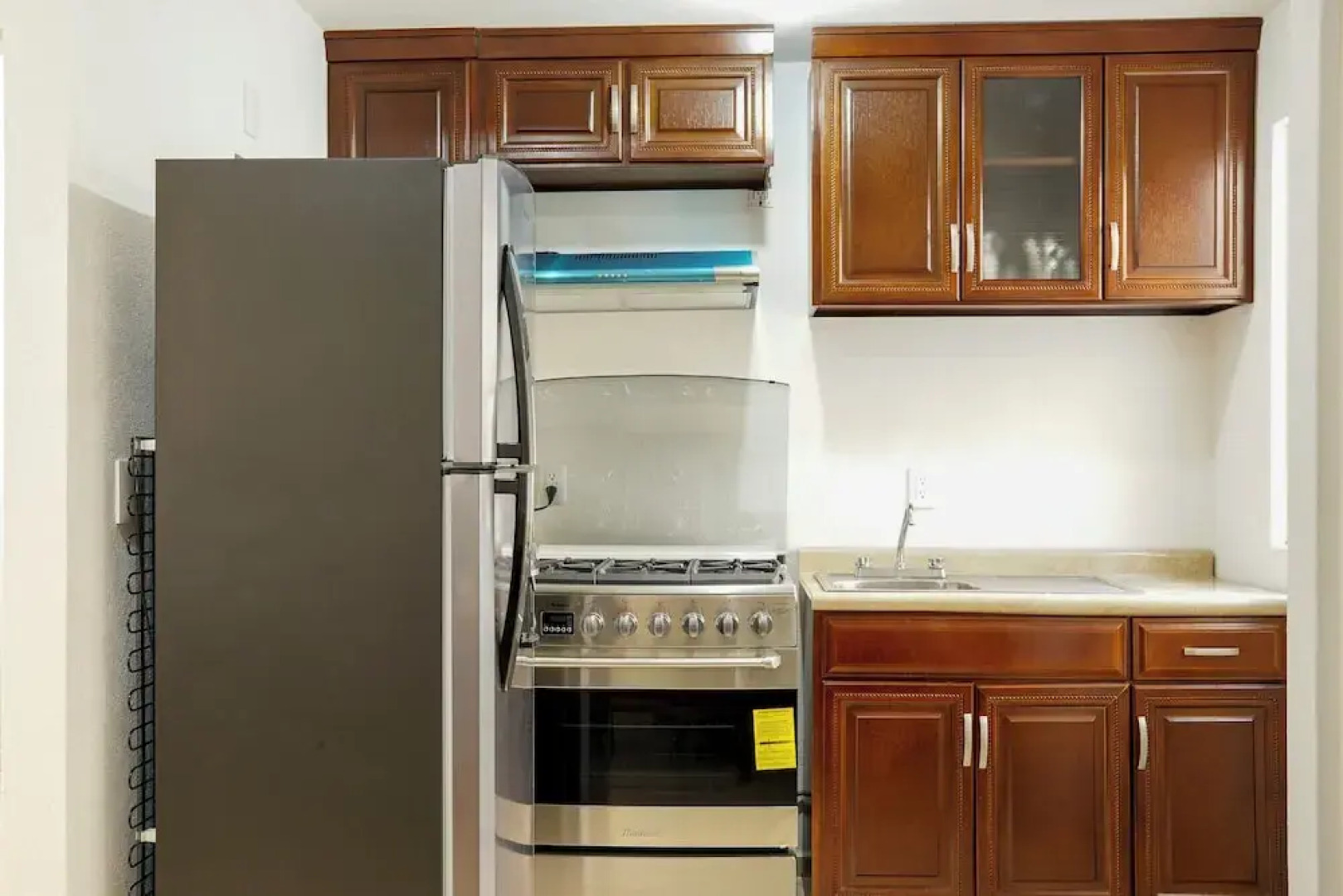 Modern House in Yautepec l Pool & Garden