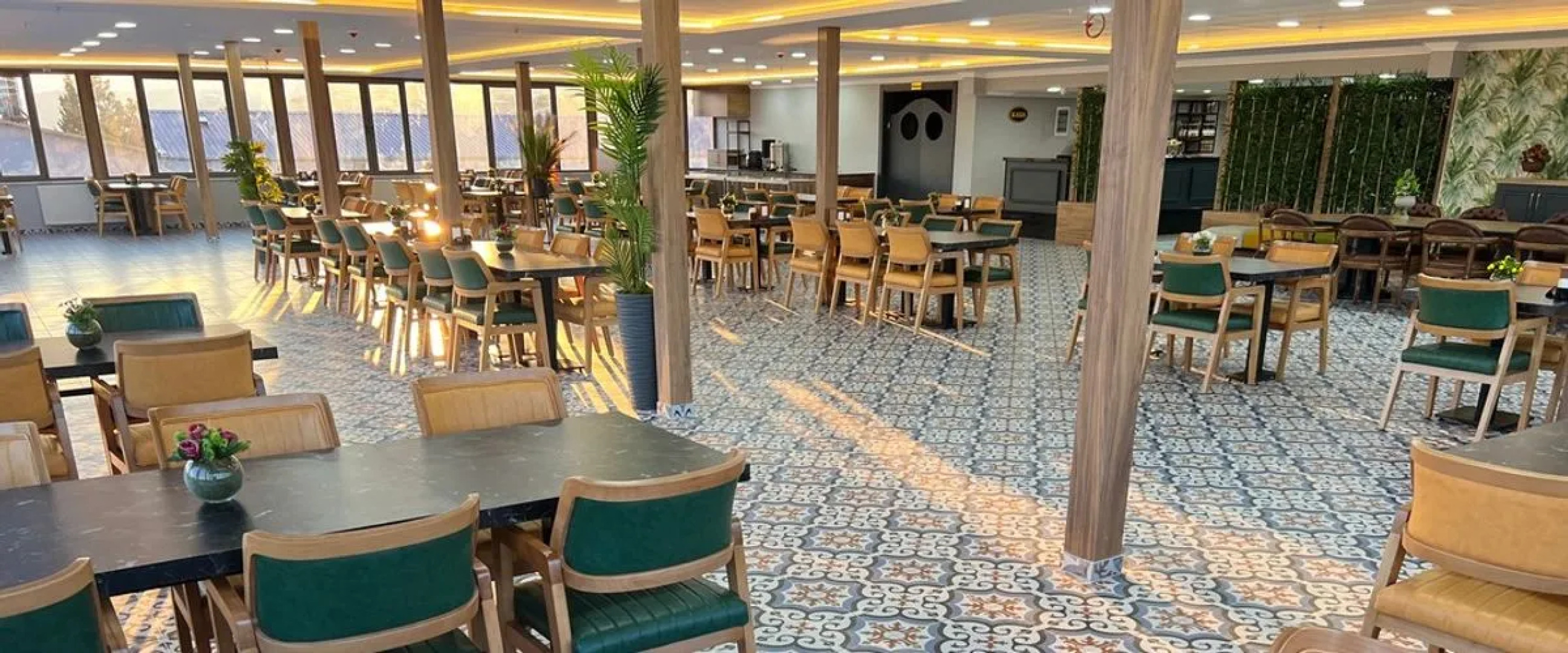 Nikopolis Hotel