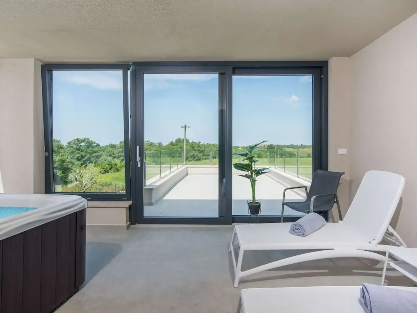 Apartment in Croatia Near the Coast