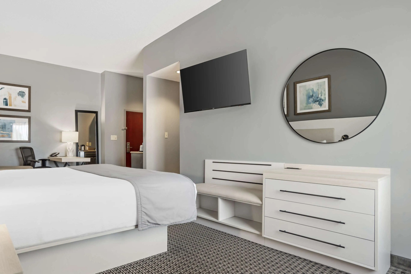 Best Western Plus Two Rivers Hotel & Suites