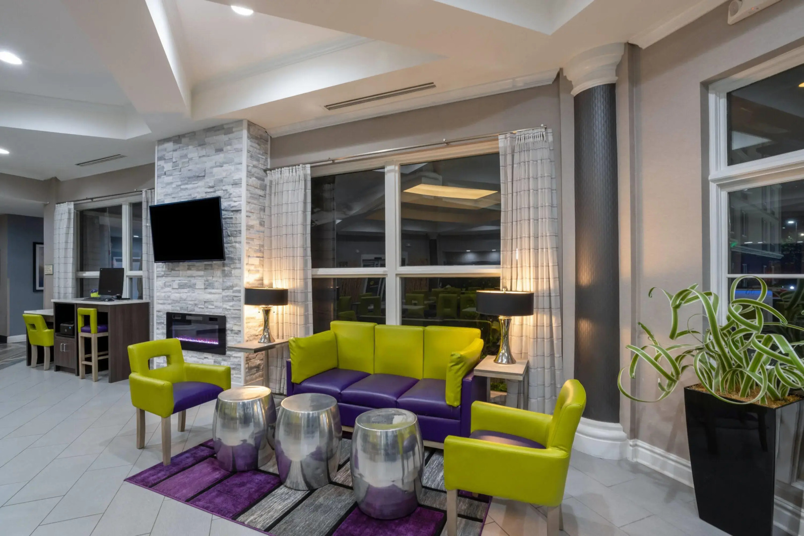 La Quinta Inn & Suites by Wyndham Birmingham Hoover