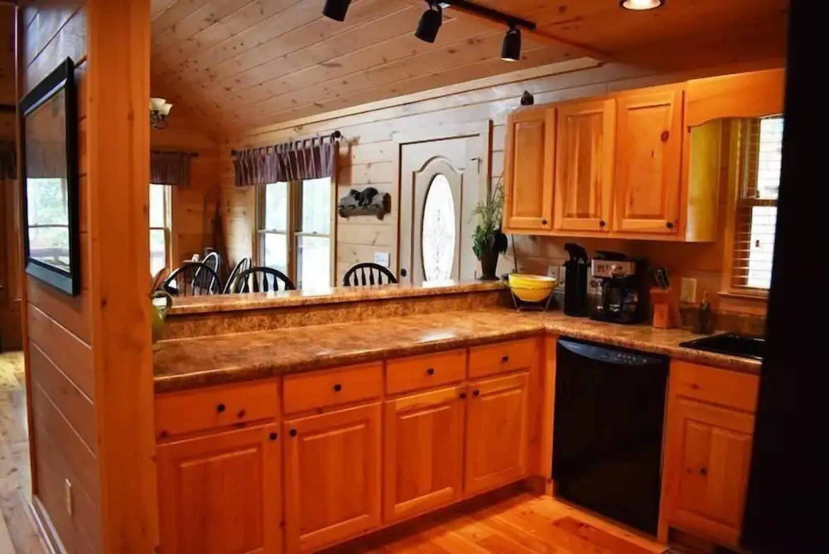 The Three Bear Lodge in Blue Ridge