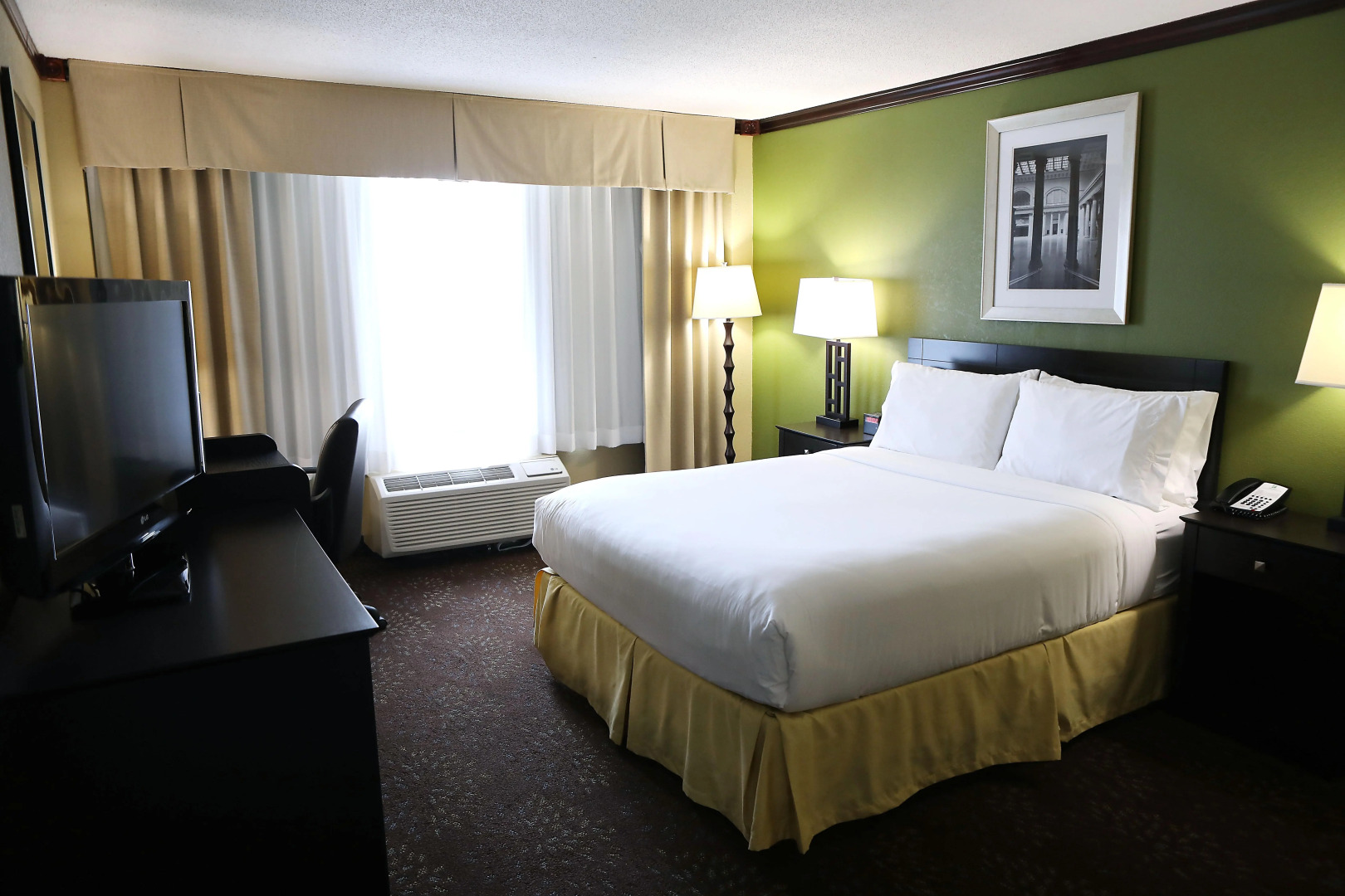 Holiday Inn Chicago-Oakbrook by IHG