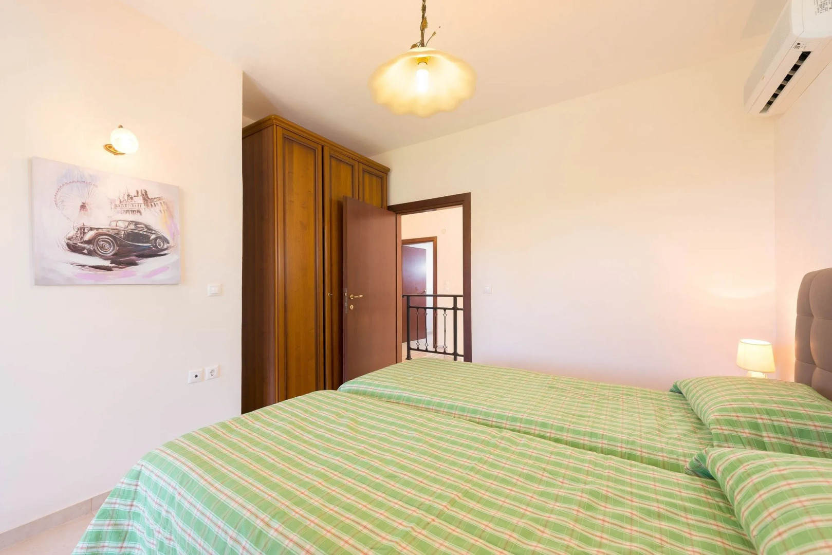 Seven Springs Villas