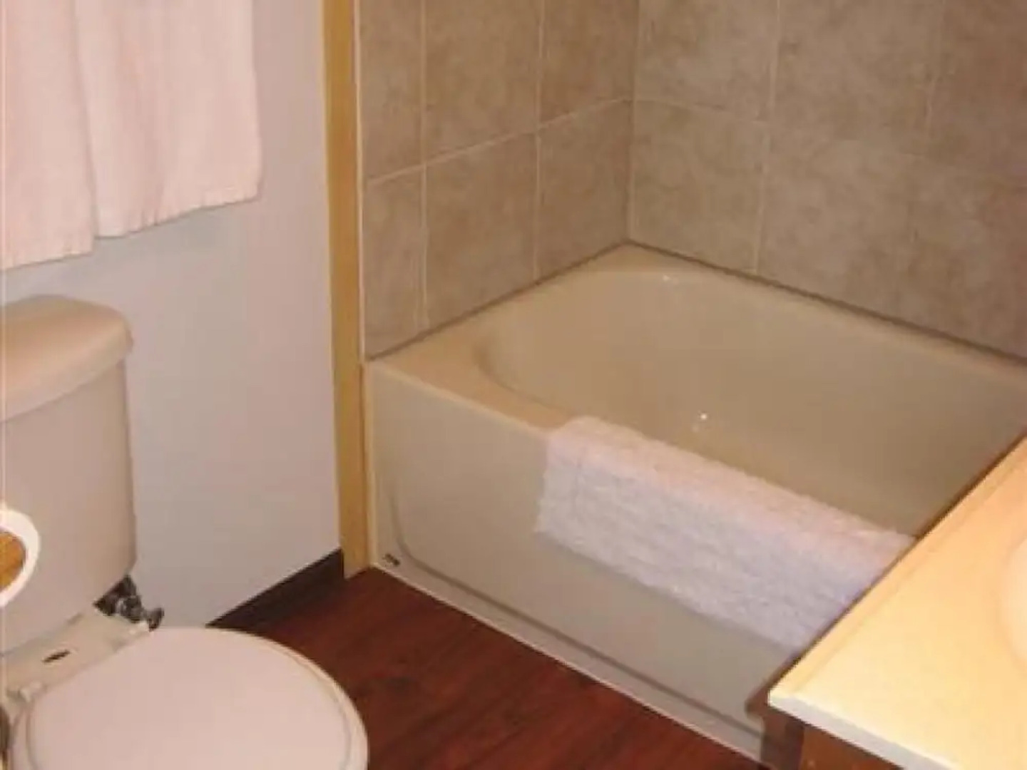 Crater Lake Inn & Retreat