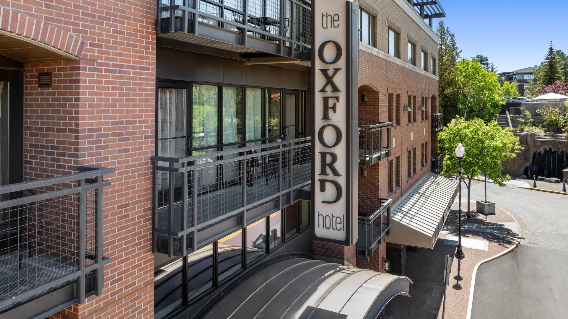 The Oxford Hotel Bend
