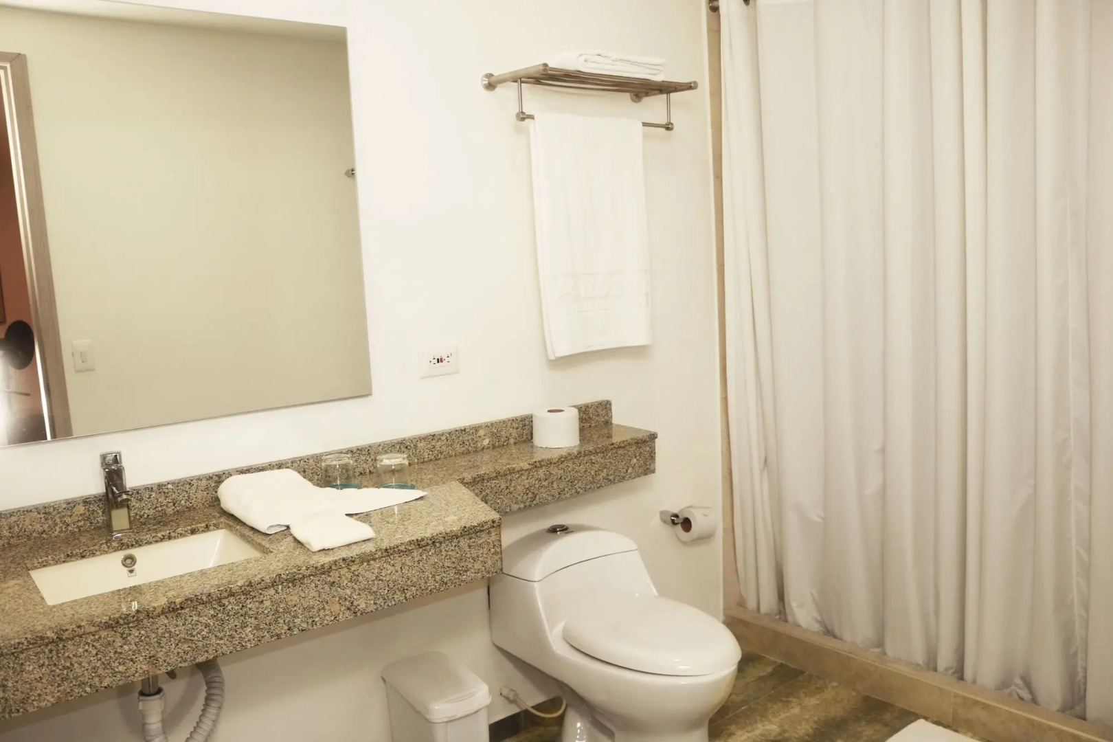 Hotel Portal Del Norte Armenia