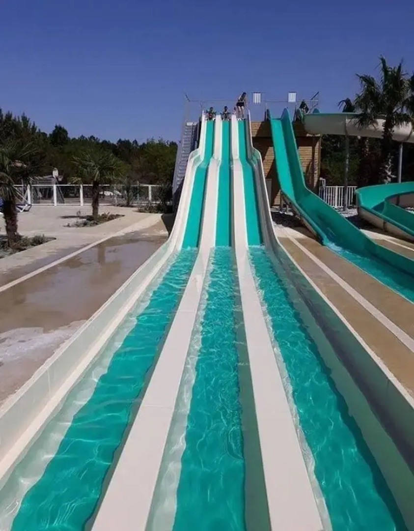 Property With 3 Bedrooms in Saint-julien-en-born, With Pool Access and Furnished Terrace - 4 km From the Beach