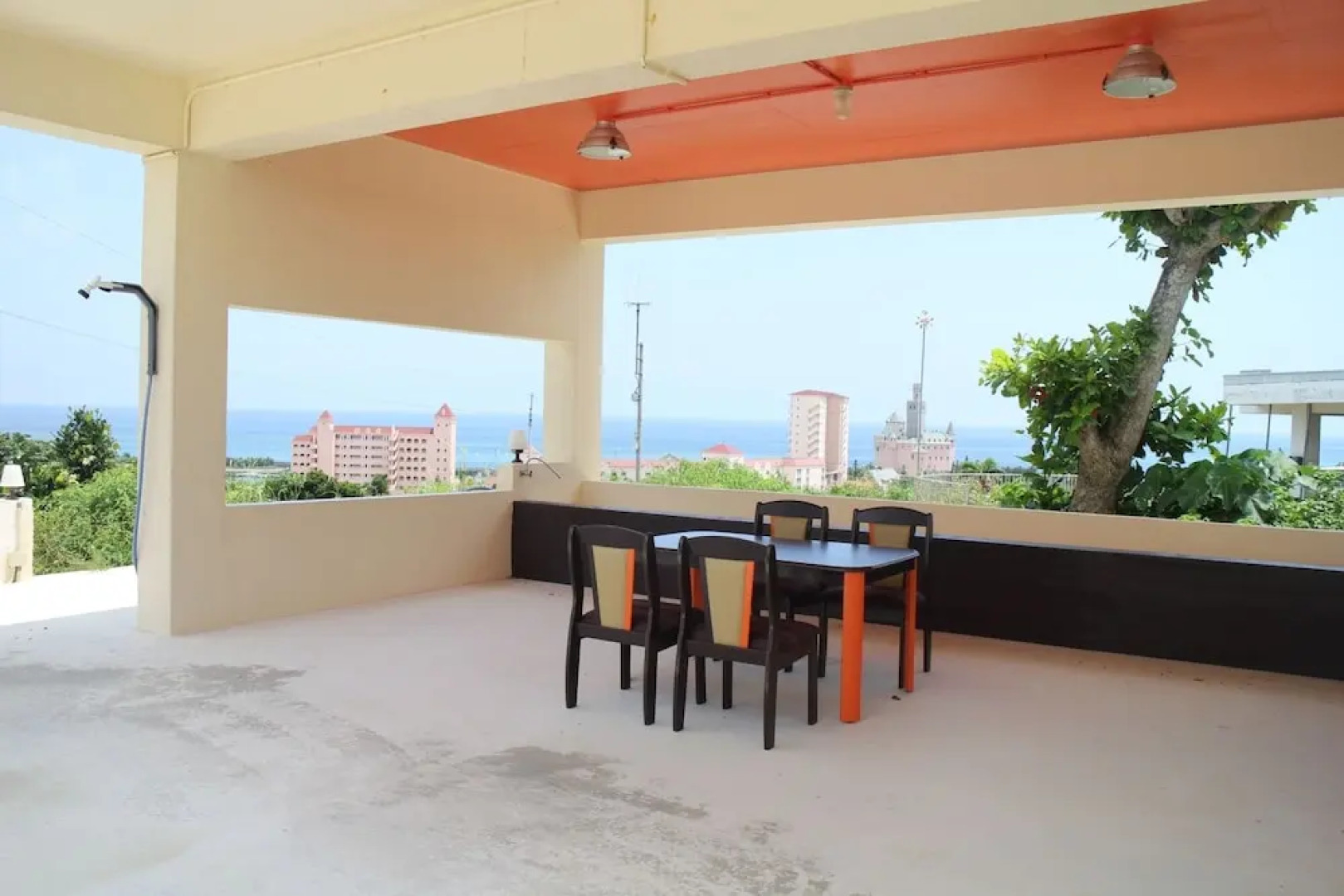 Hills Villa MIYAKOJIMA