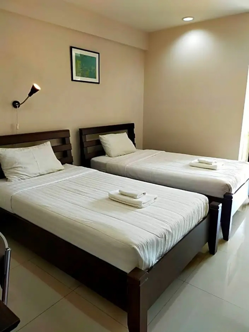 Home Place  Lopburi Hotel