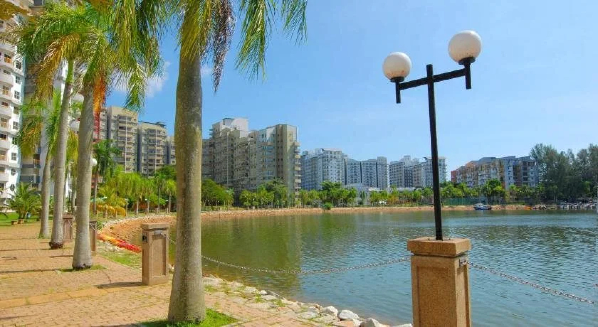 OYO Home 90374 Maya Apartment Bay View Villas