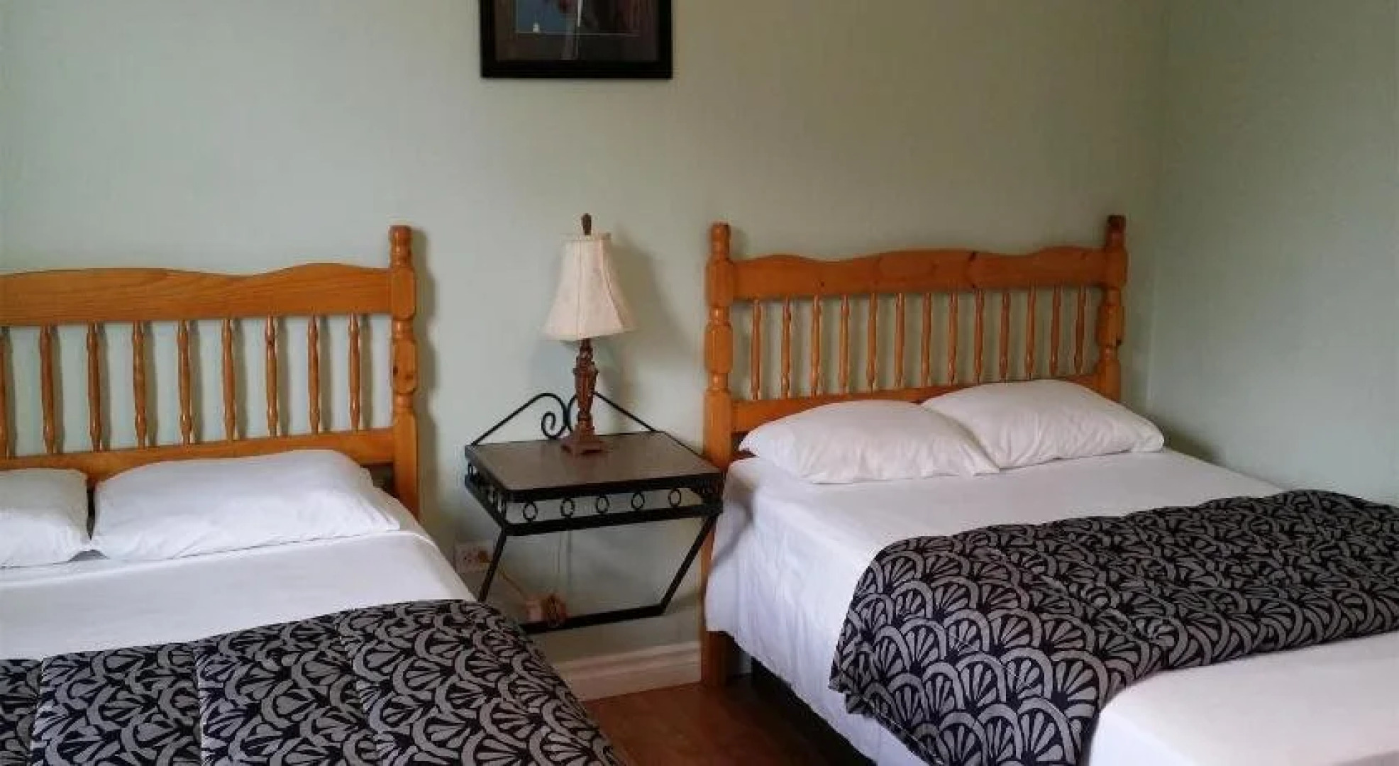 Baker's Lighthouse Motel