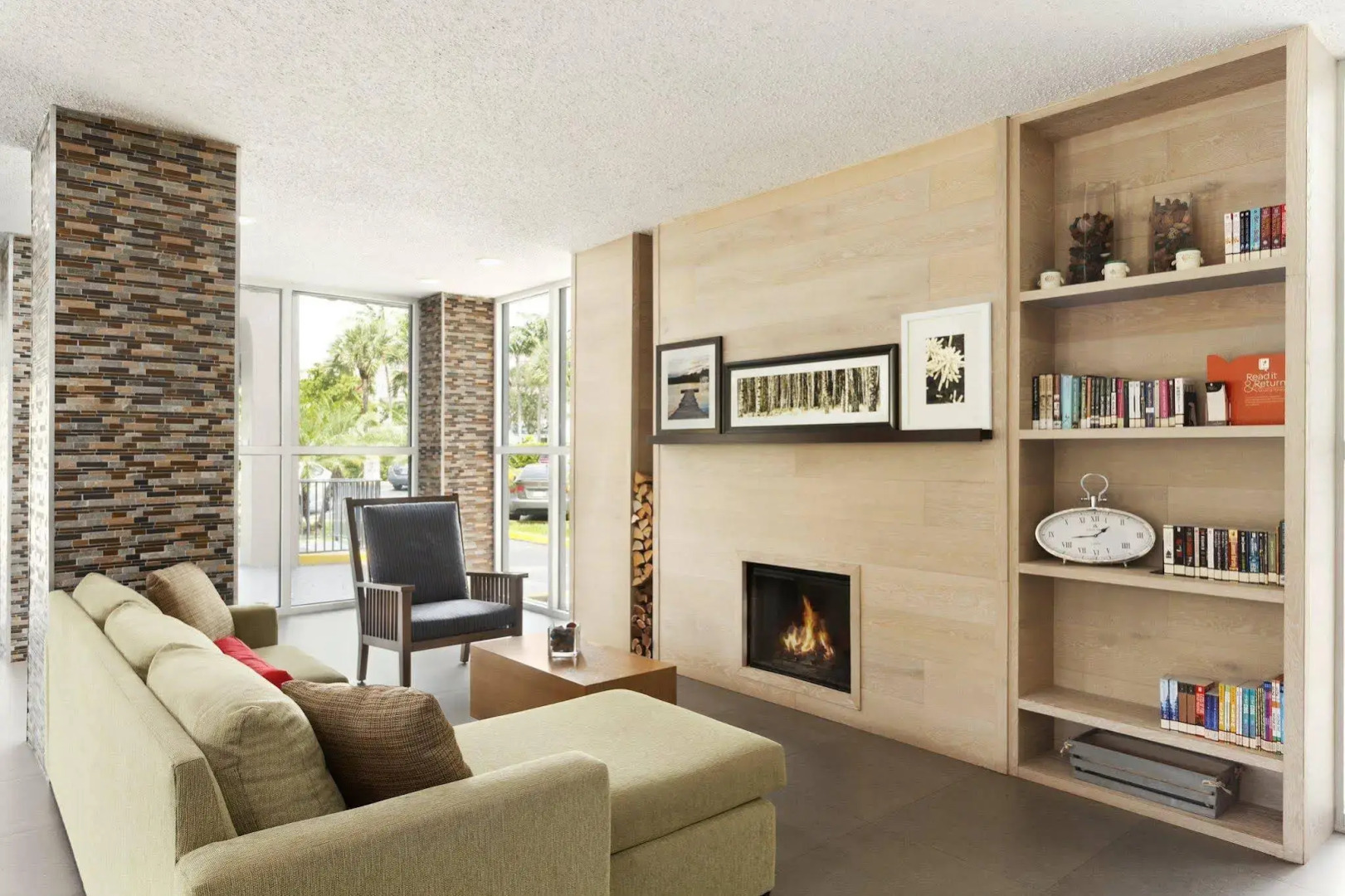 The Palms Inn & Suites